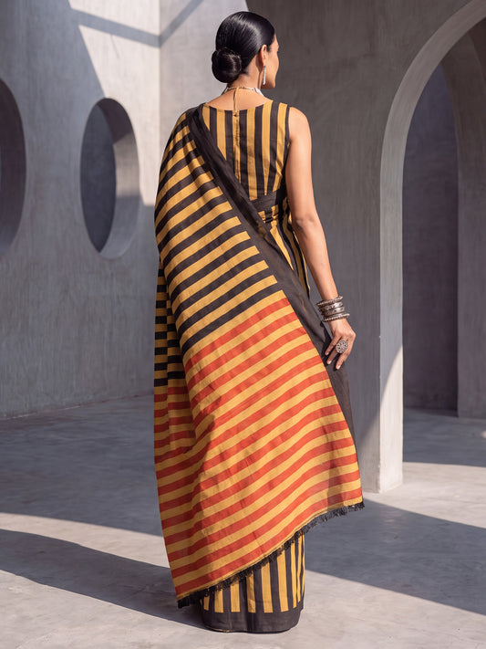 Mustard Cotton saree – detail view 1