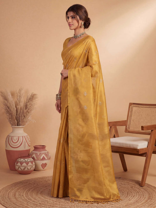 silk saree
gift for mom
gift for sister