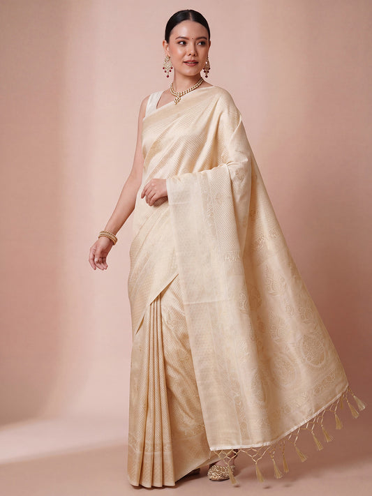 offwhite saree collection
best trending wear saree
traditional wear saree
