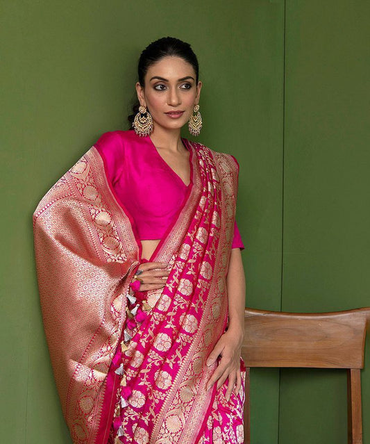 Uttar Pradesh Sarees: A Heritage of Elegance and Timeless Craftsmanship
