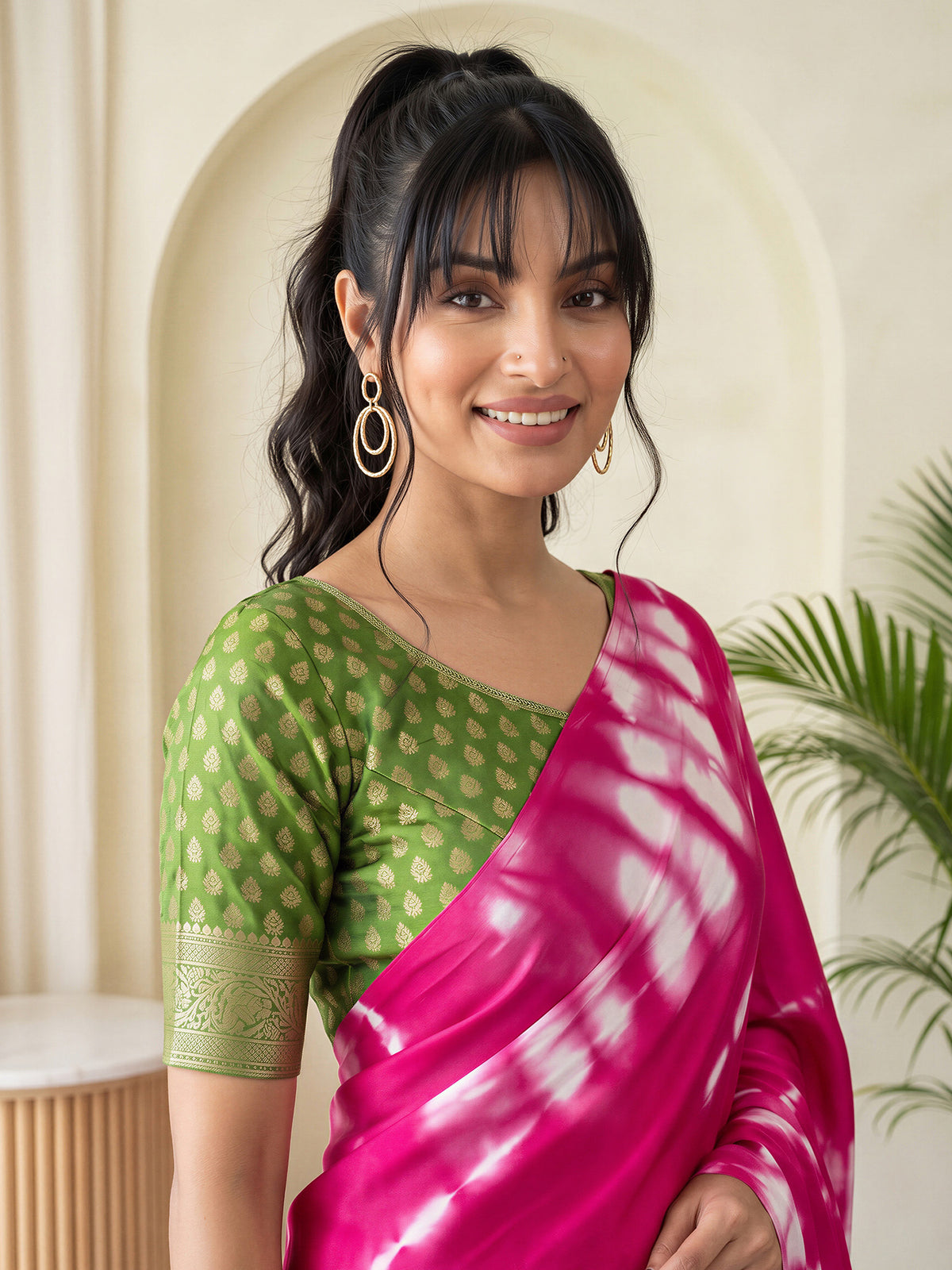 Pink Satin Silk saree – detail view 4