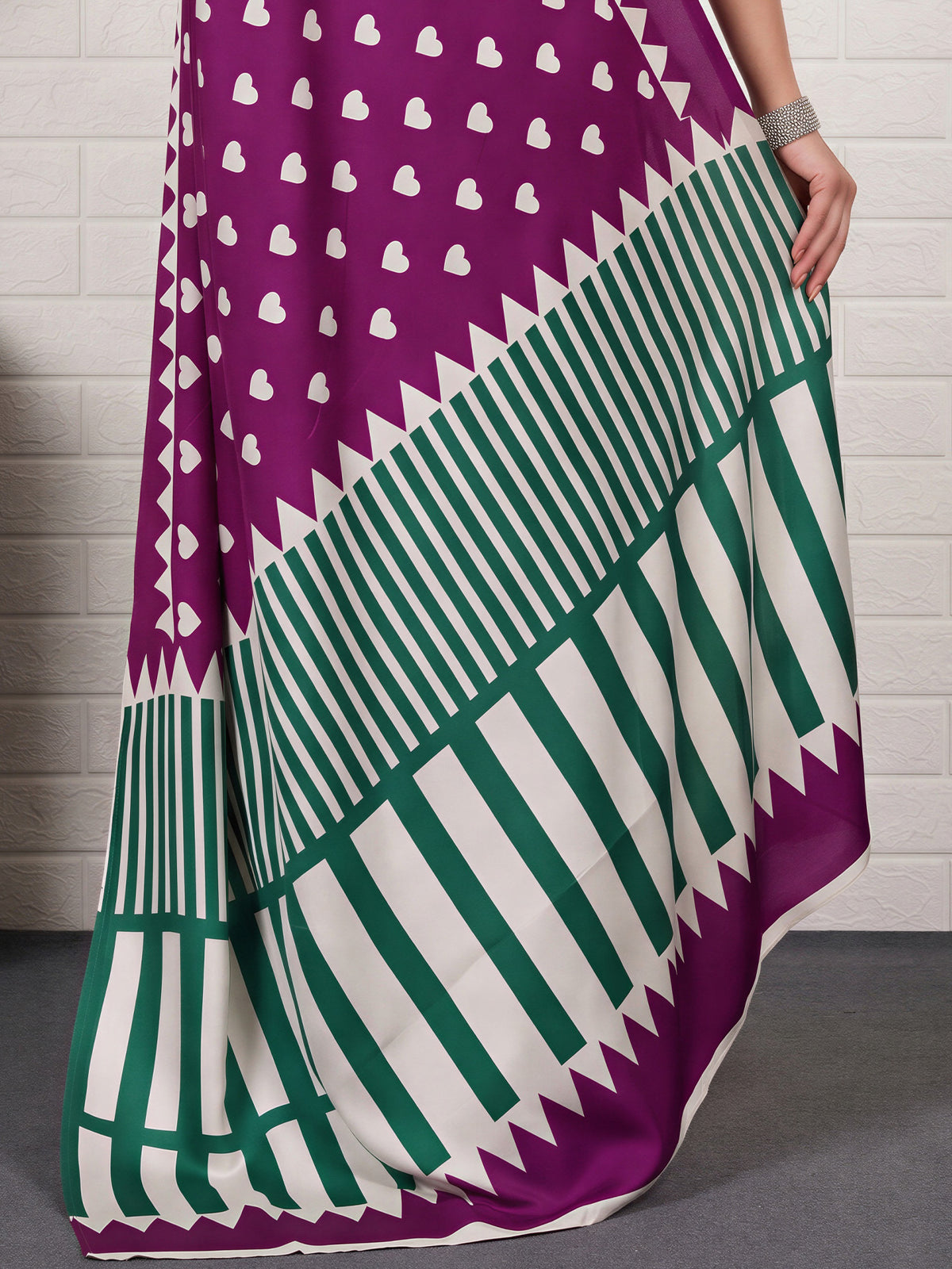 Purple Satin saree – detail view 5