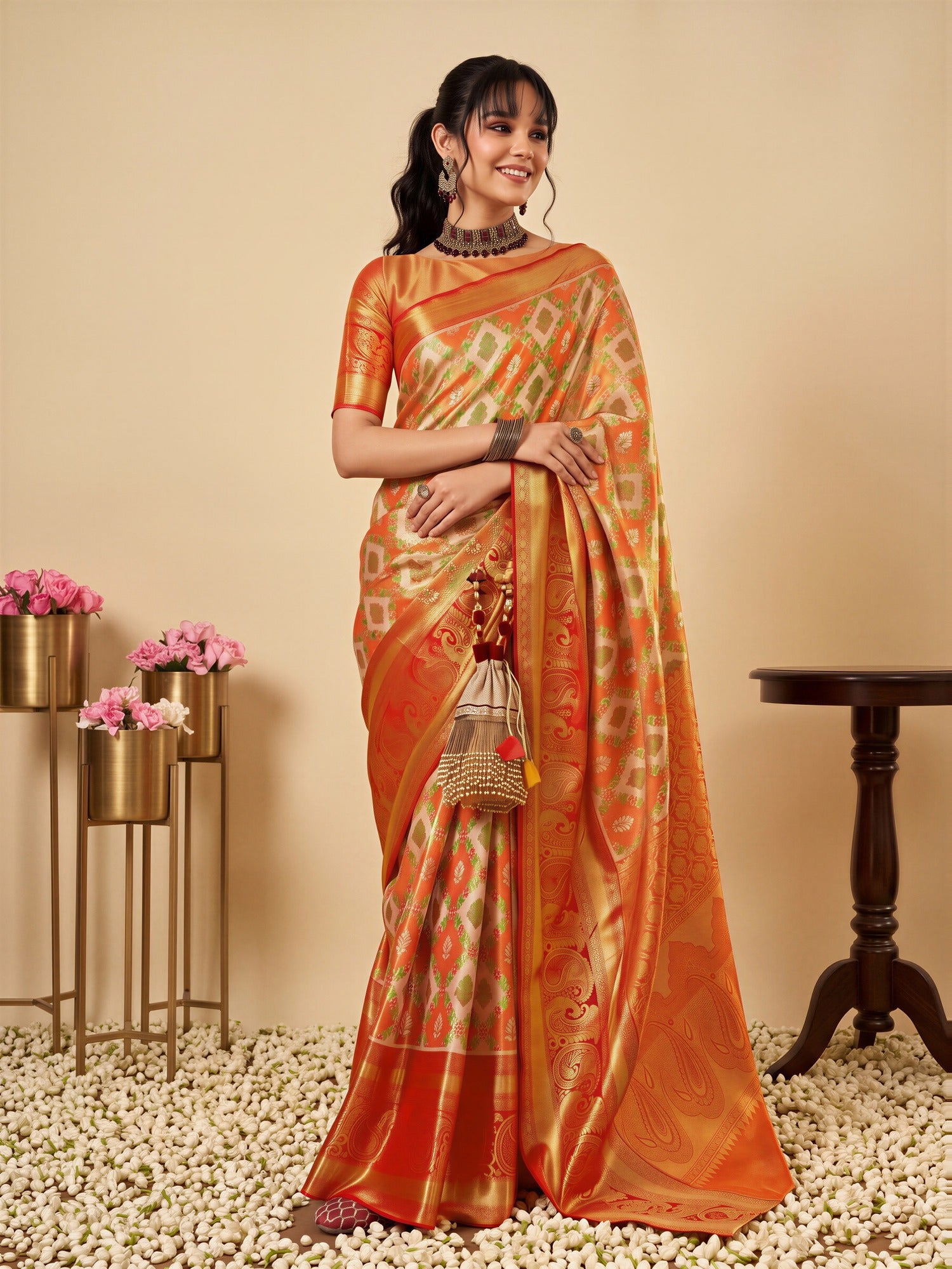 Orange Silk Blend saree – detail view 3