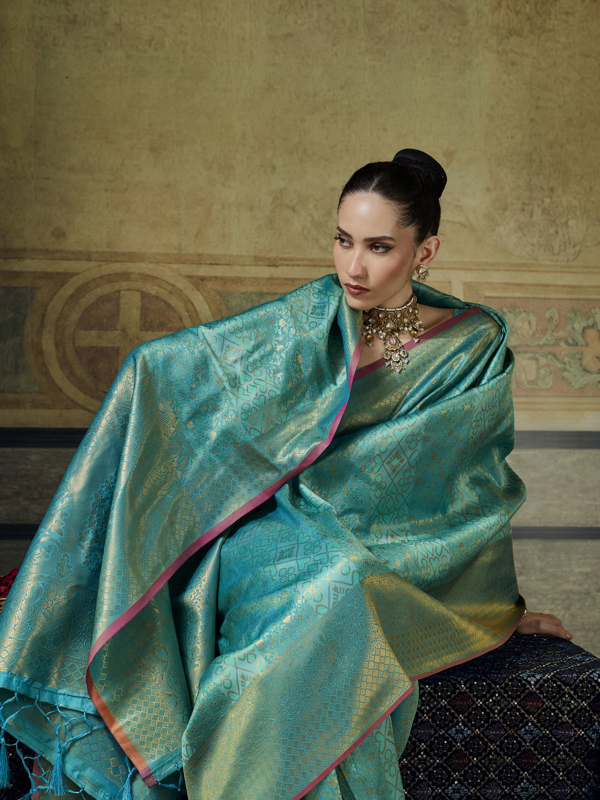 Turquoise Blue Pure Silk saree – detail view 5