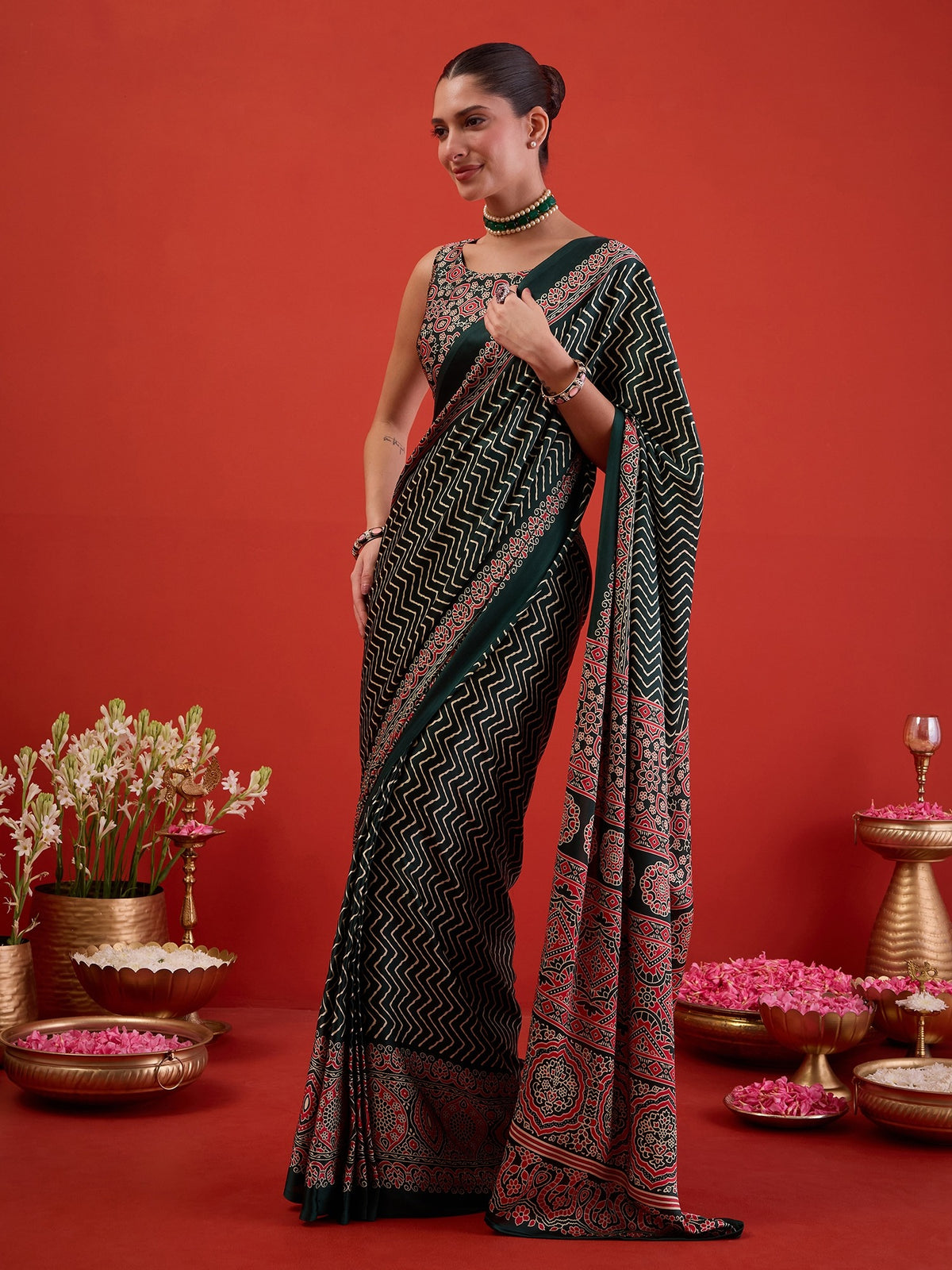 Green Satin saree – detail view 1