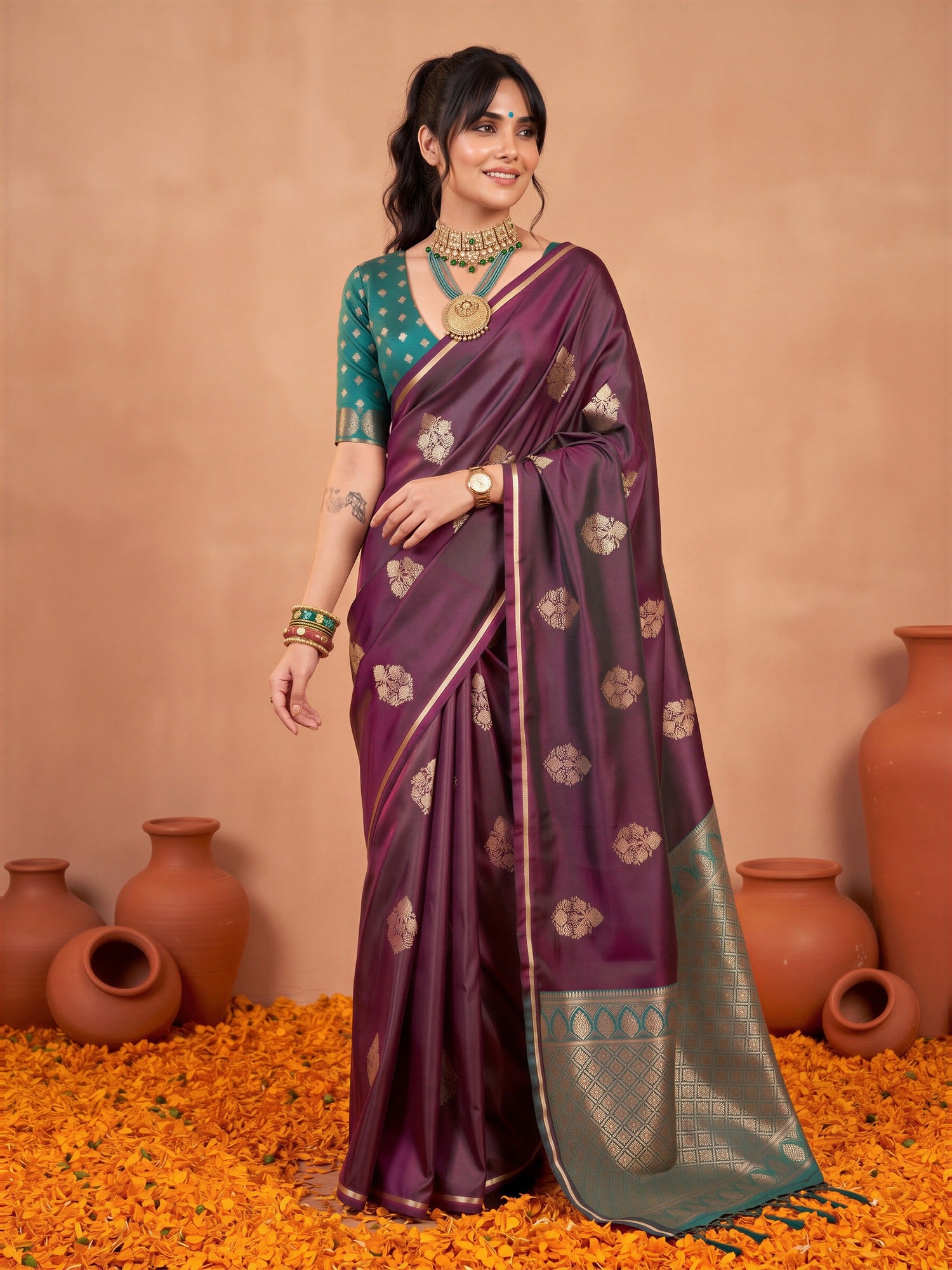 Burgundy Satin Silk saree – detail view 2