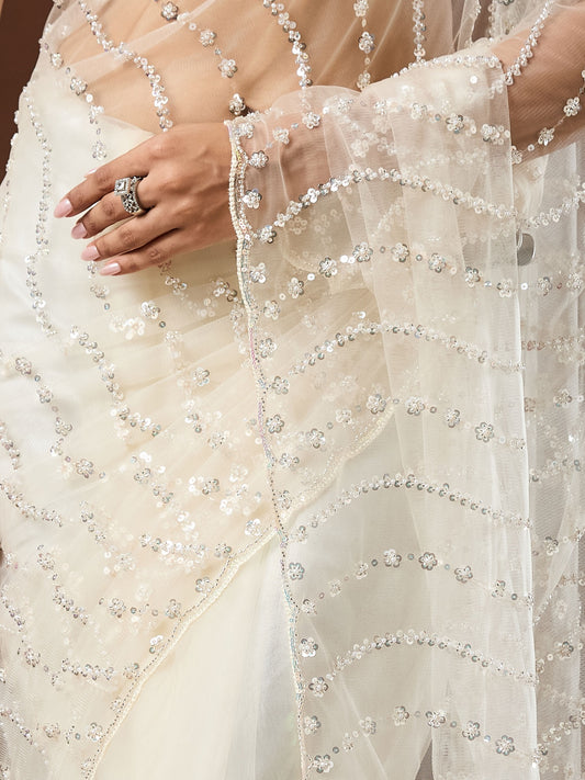White Net saree – detail view 1