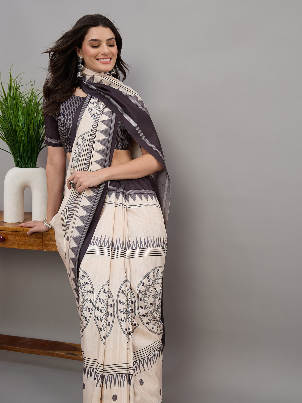 Off White soft silk saree view 6