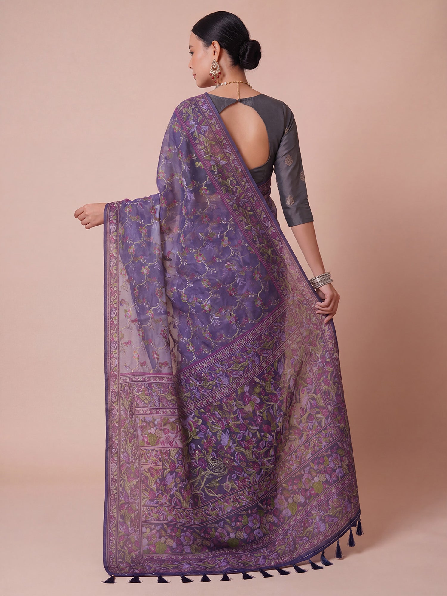 Purple Organza saree – detail view 1
