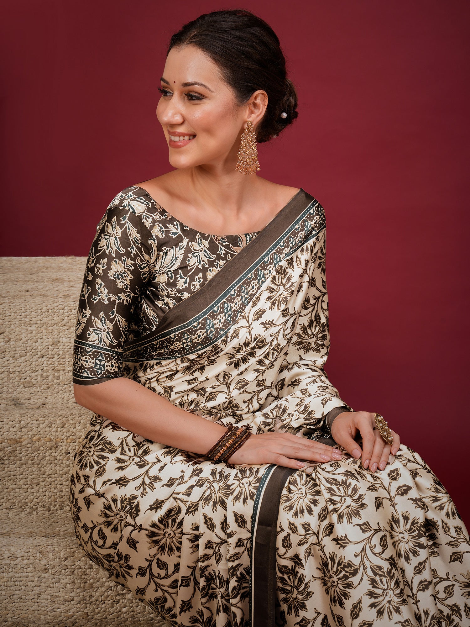 Cream Satin saree – detail view 3