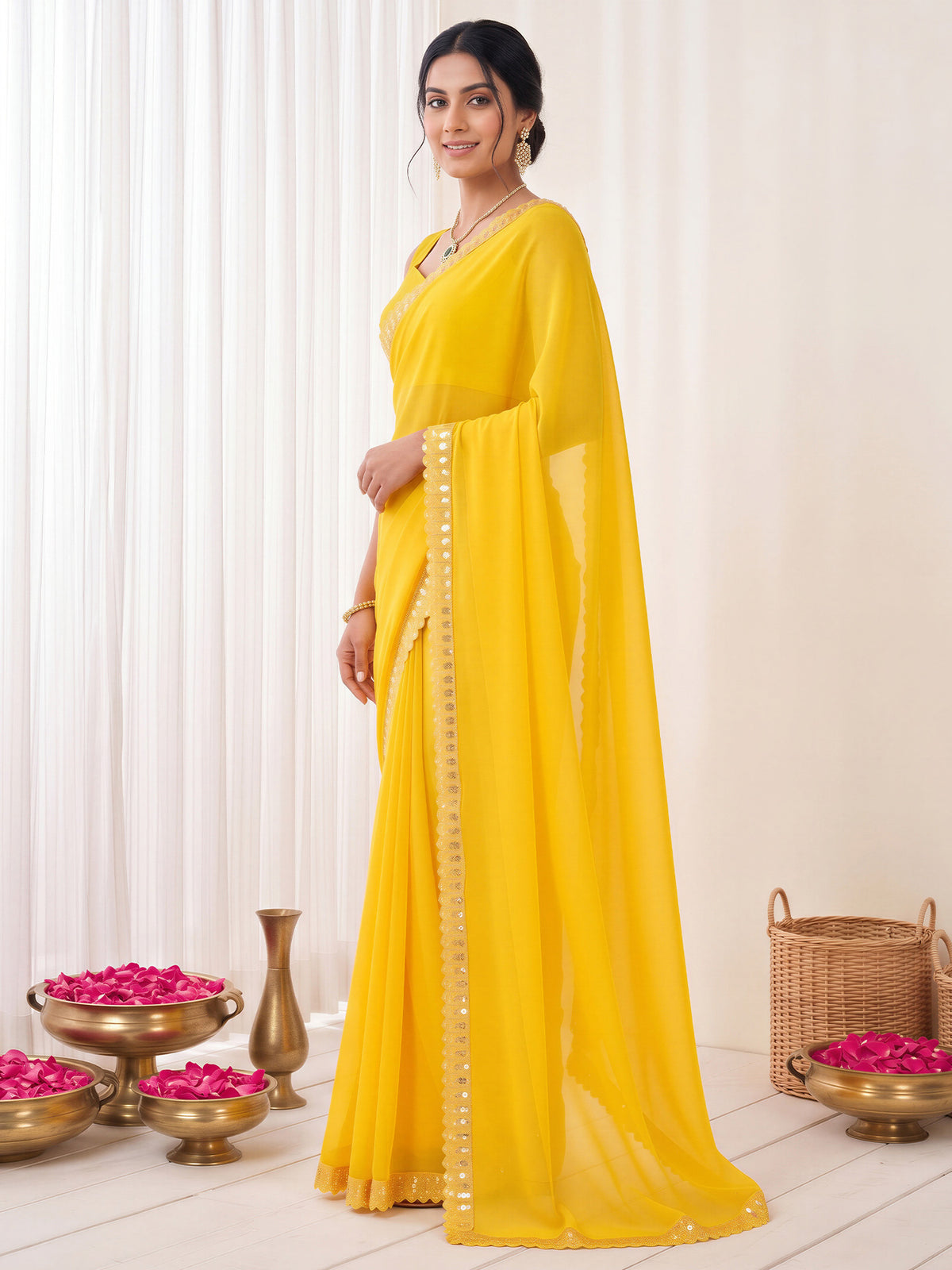 Yellow Georgette saree – detail view 2
