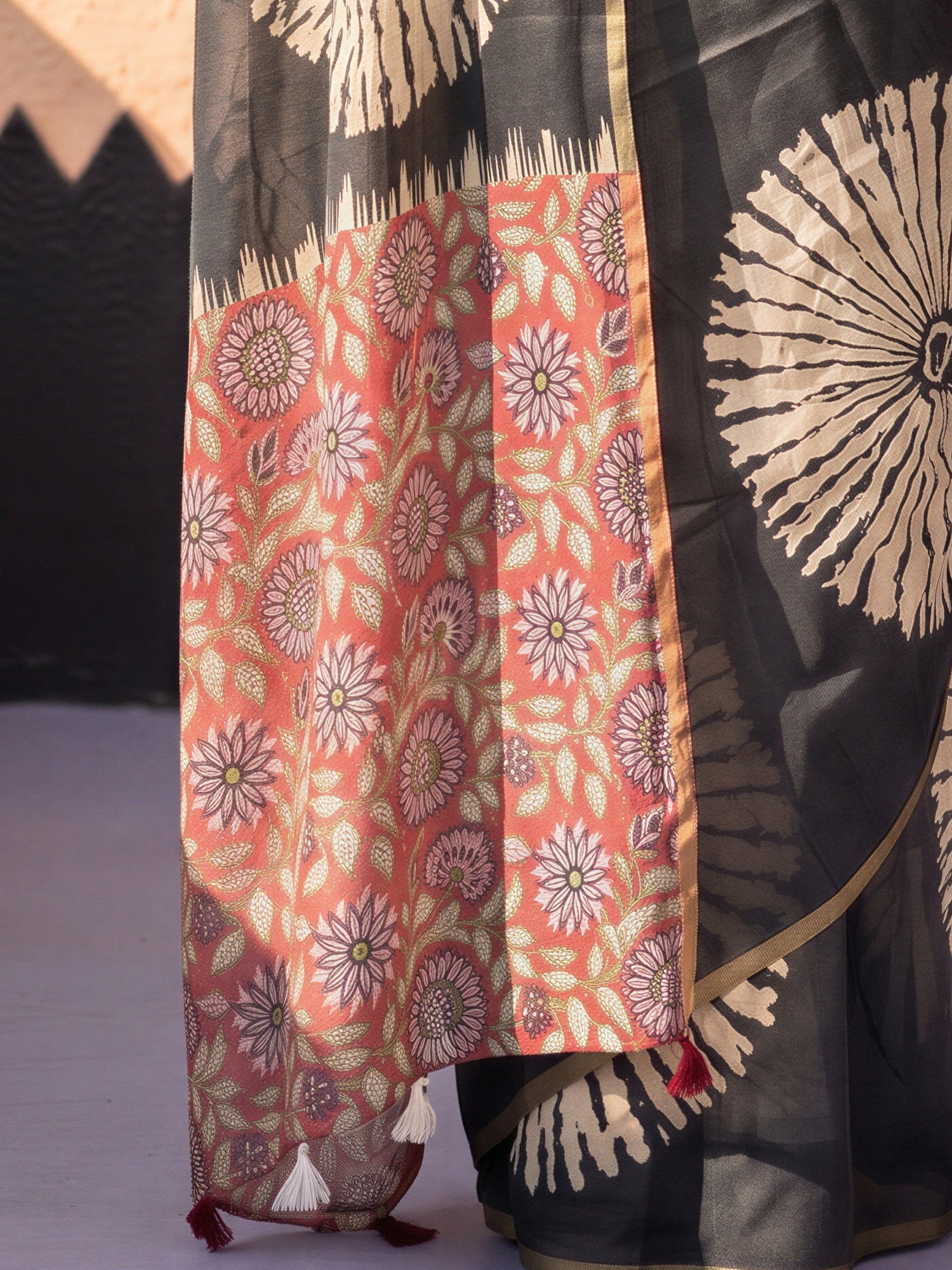 Black Cotton Blend saree – detail view 5