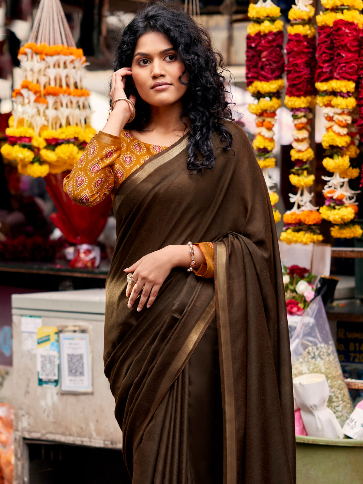 Dark Brown Cotton Blend saree – detail view 4