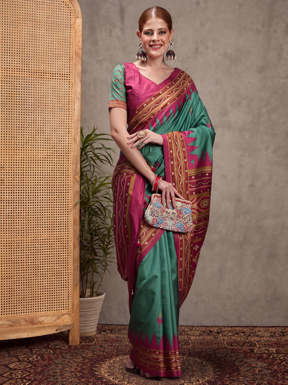 Teal Green Silk Blend saree – detail view 1
