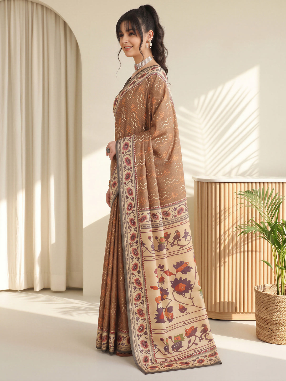 Light Brown Silk Blend saree – detail view 2