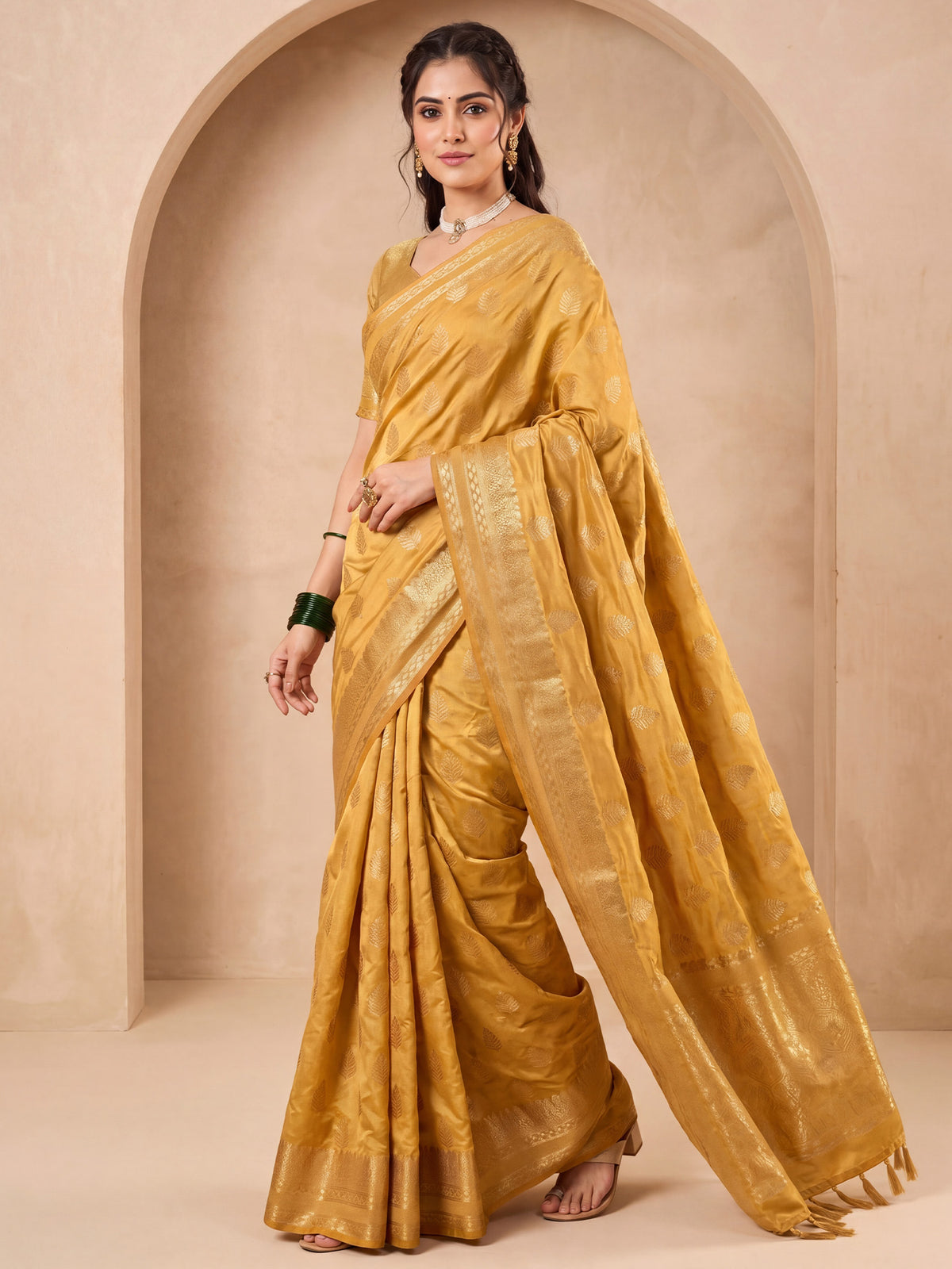 Cream Nylon saree – detail view 3