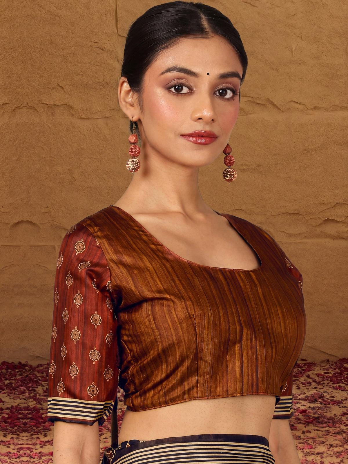 Navy Blue Silk Blend saree – detail view 4