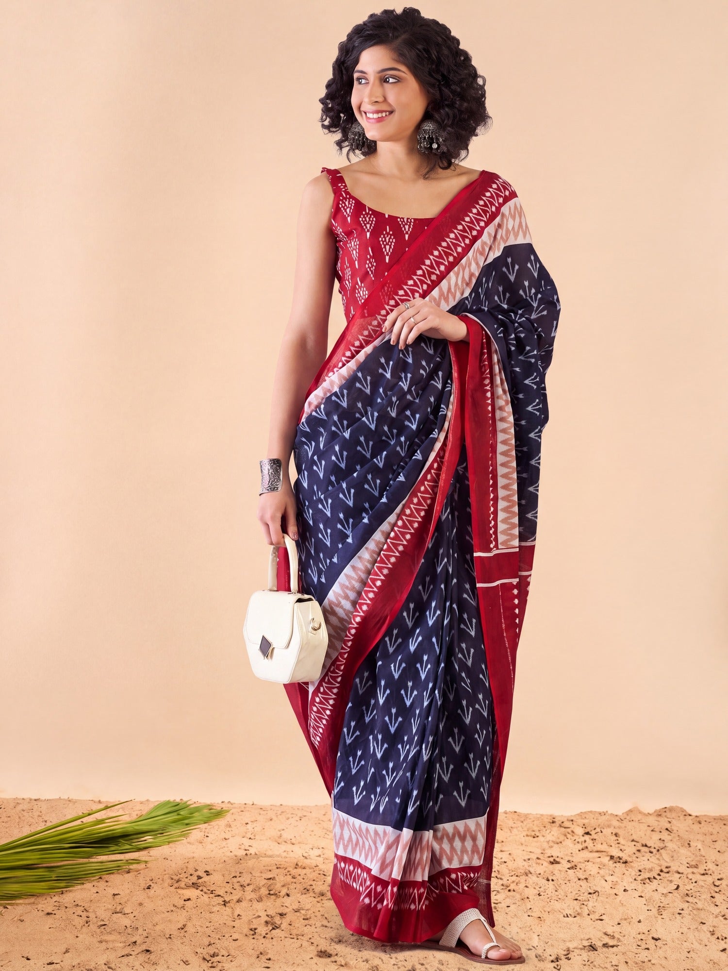 Navy Blue Cotton saree – detail view 2