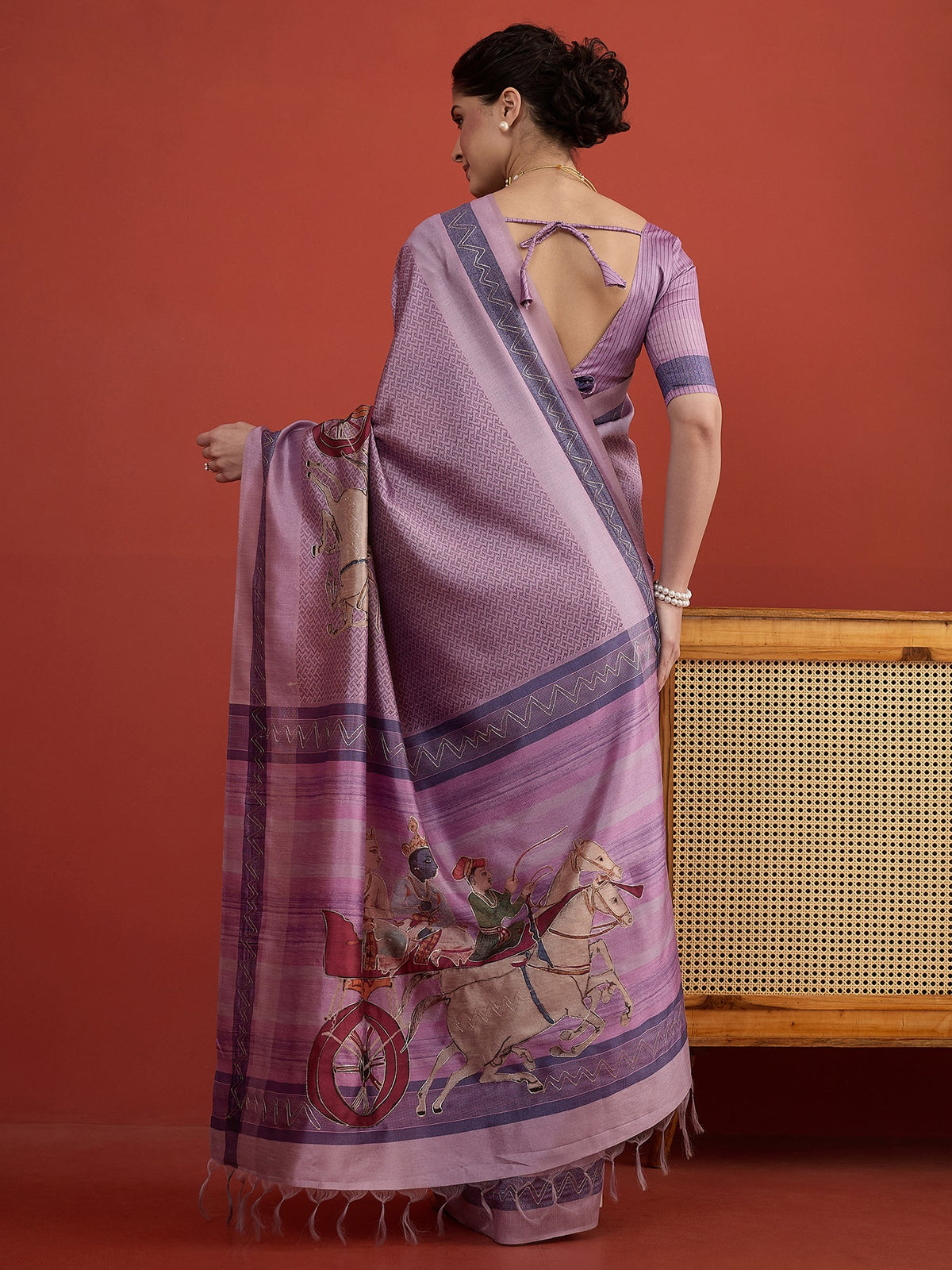 Lavender art silk saree view 2