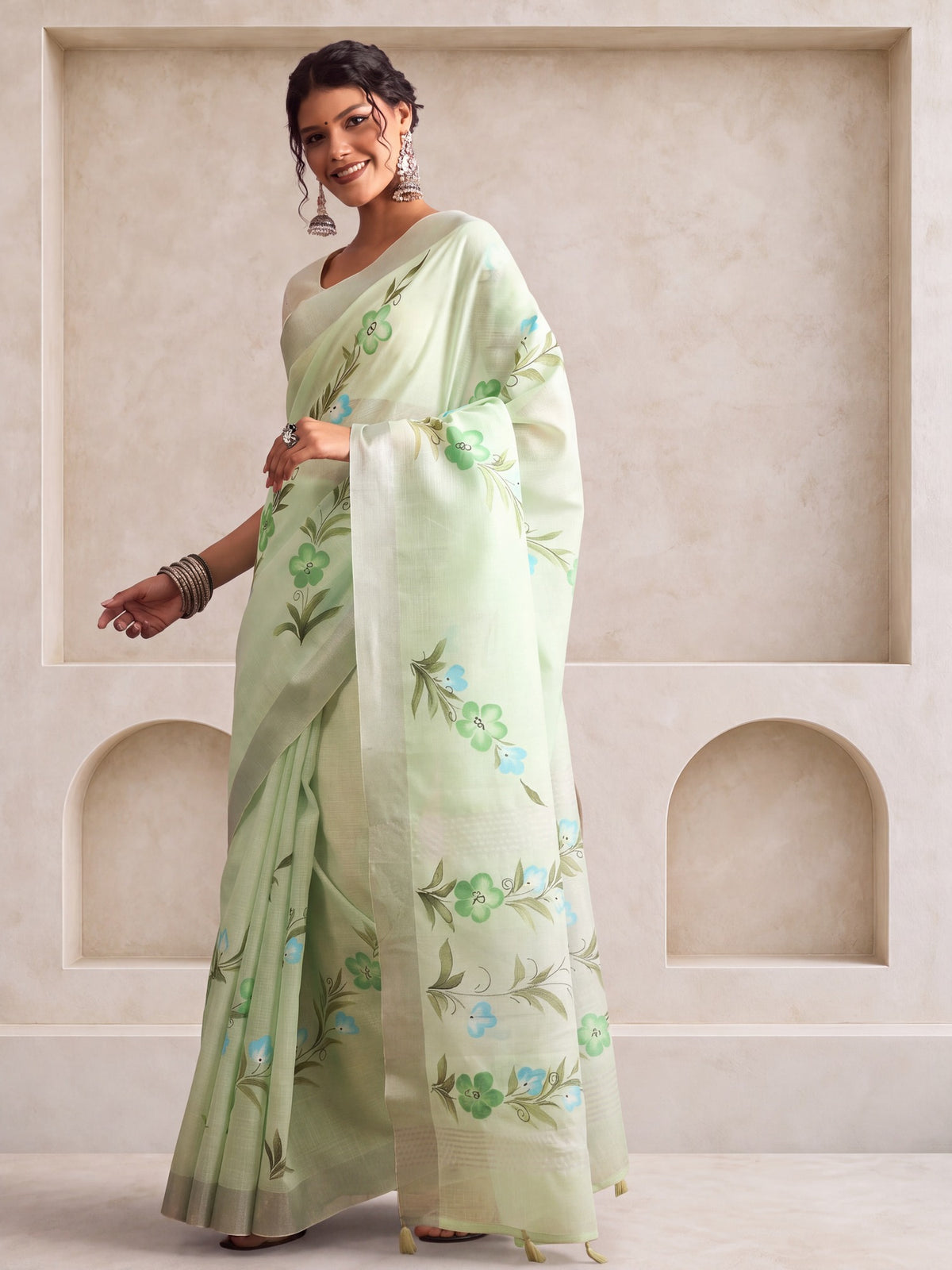 Turquoise Linen saree – detail view 1