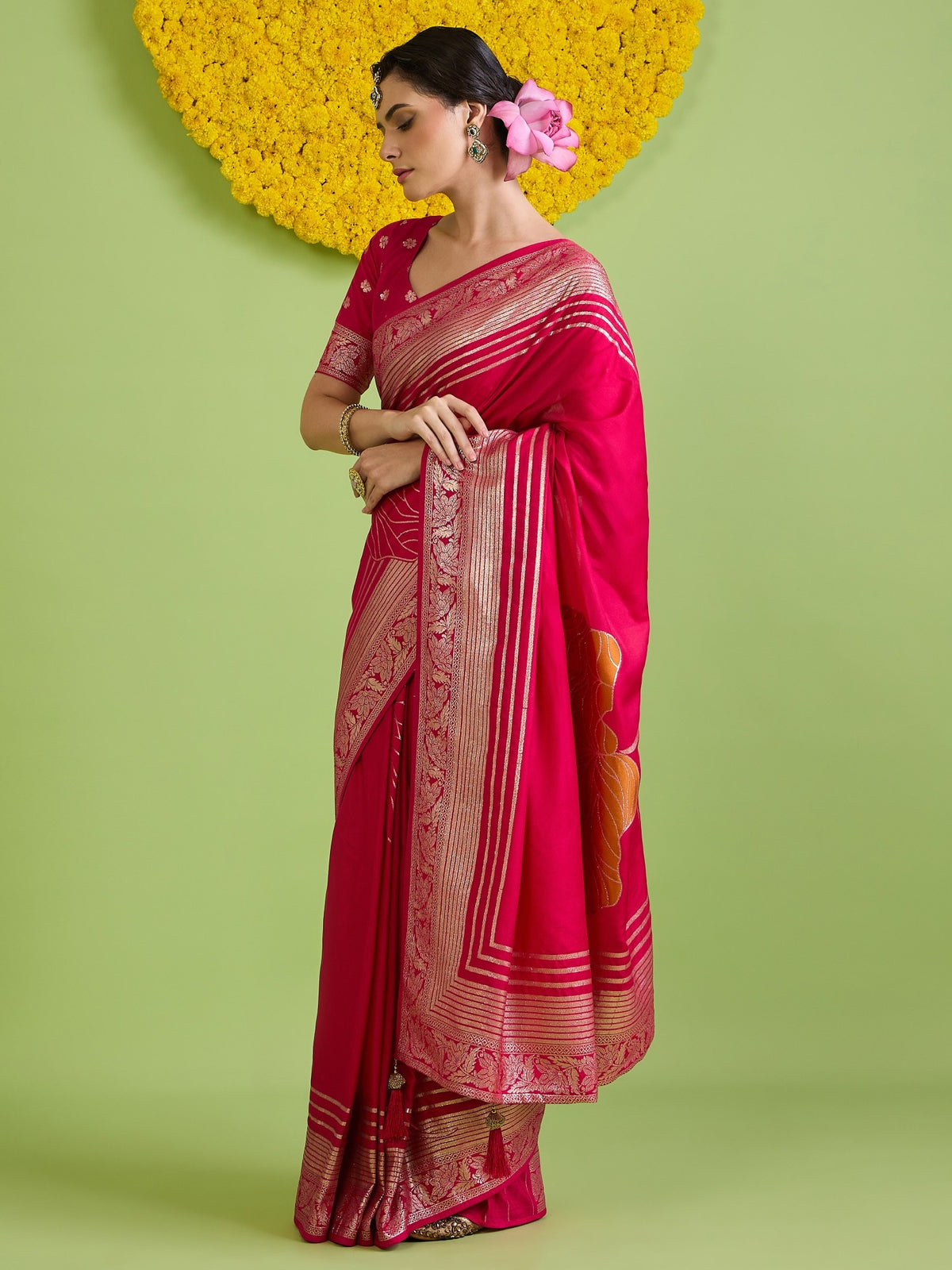 Pink Silk Blend saree – detail view 1