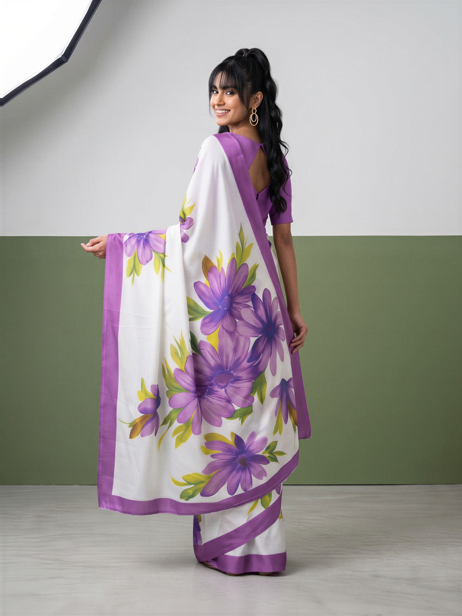 Purple Chiffon saree – detail view 1