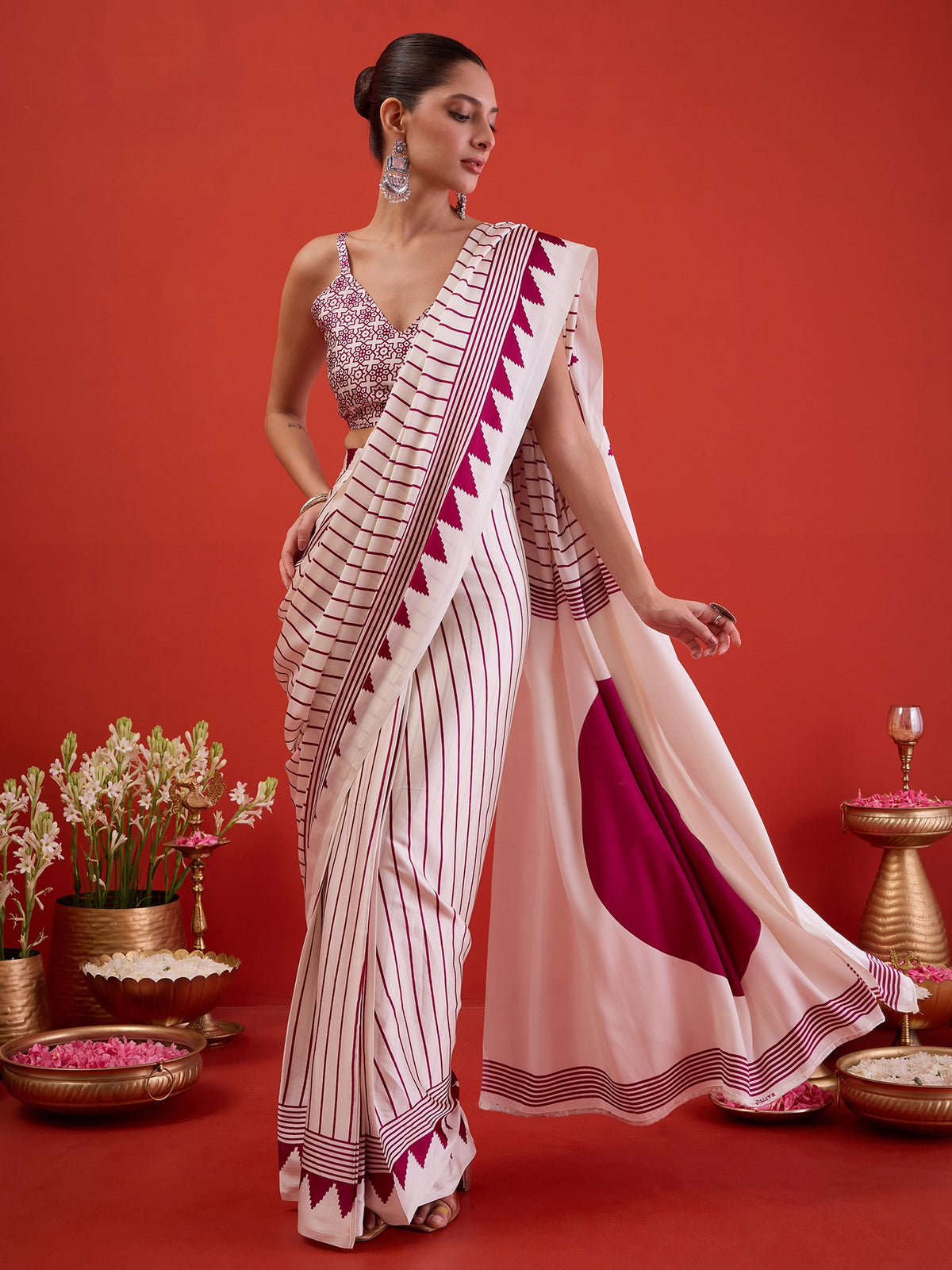 White Satin saree – detail view 3