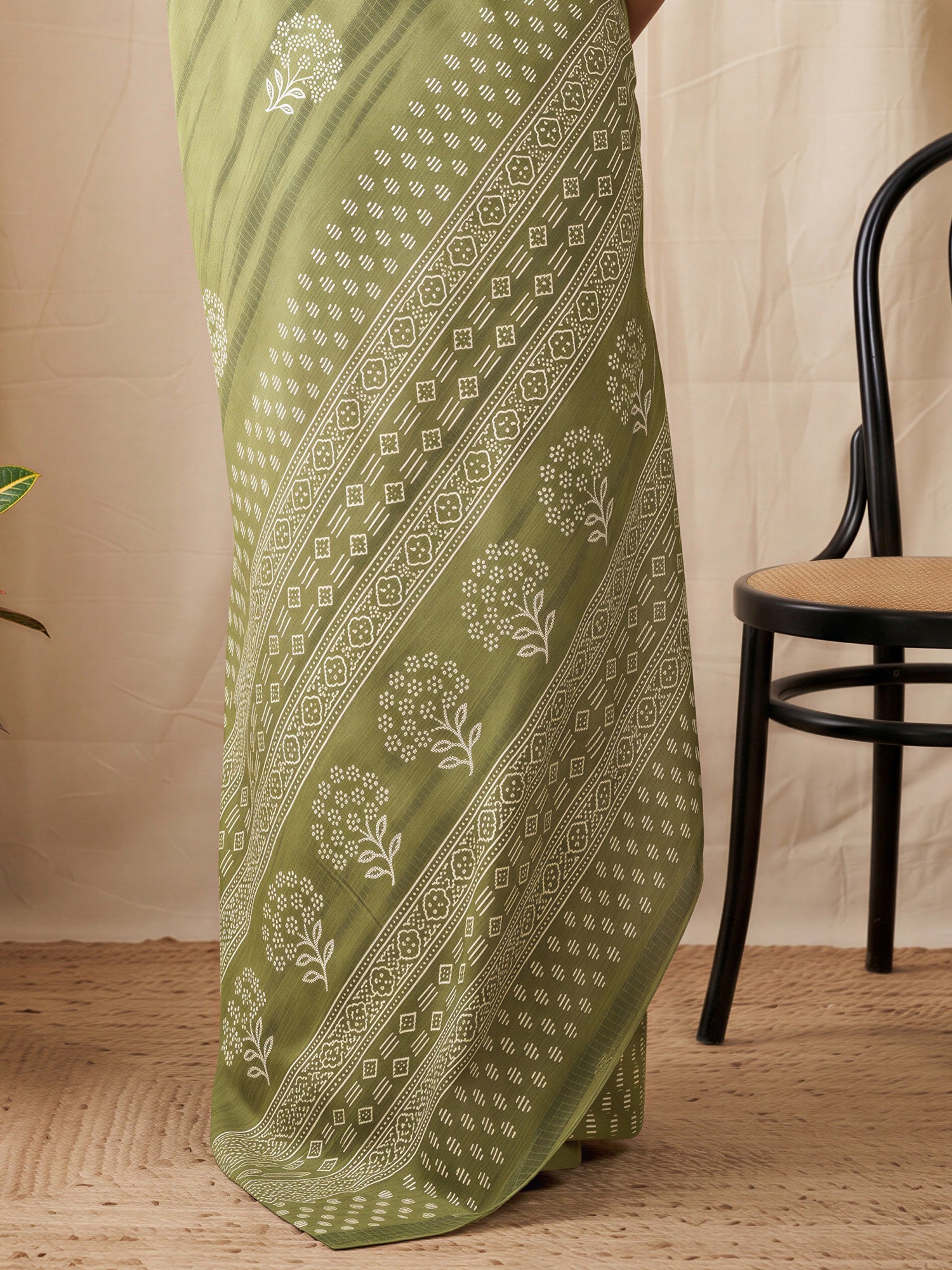 Olive Cotton Blend saree – detail view 5