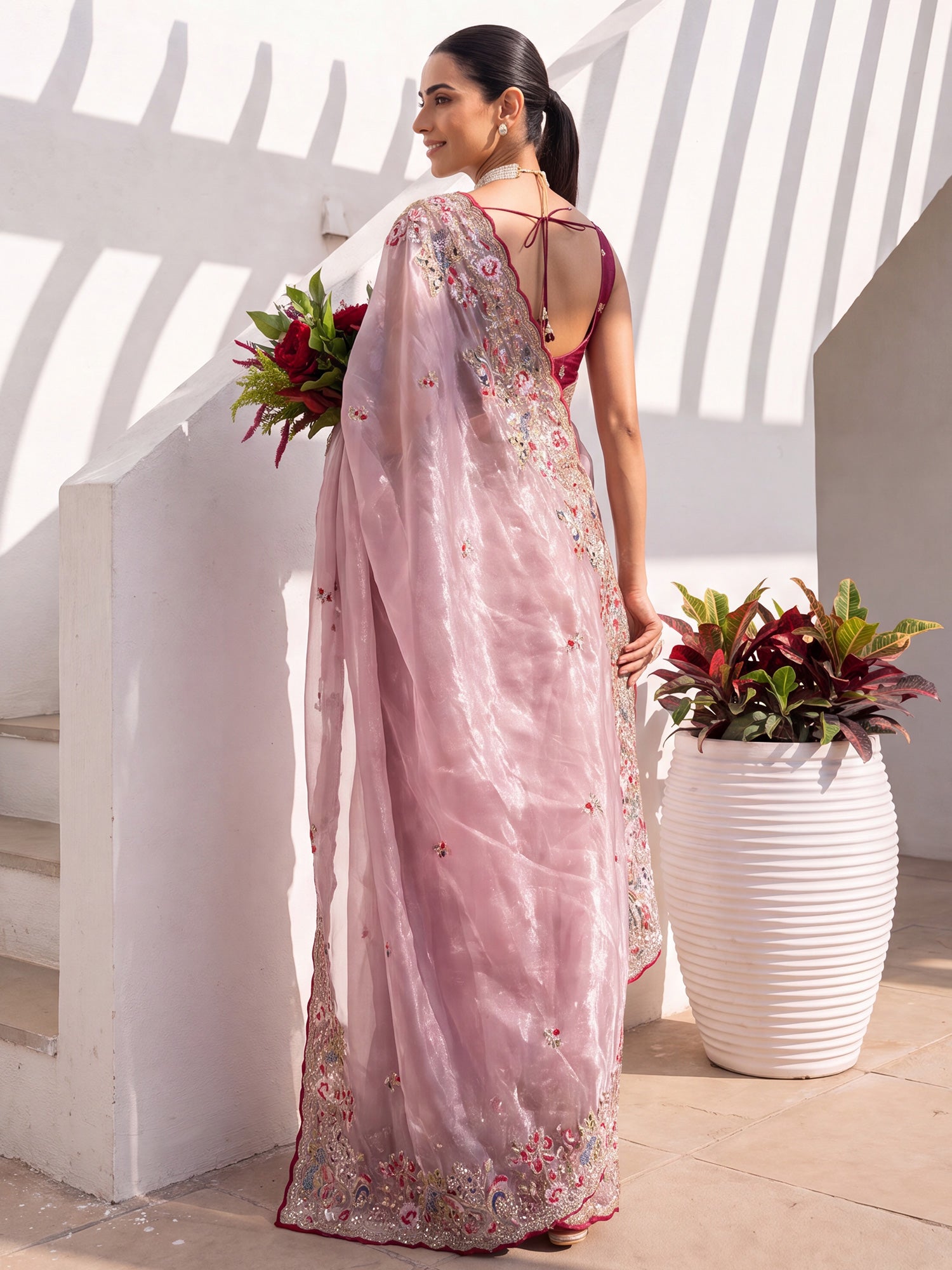 Pink Organza saree – detail view 1