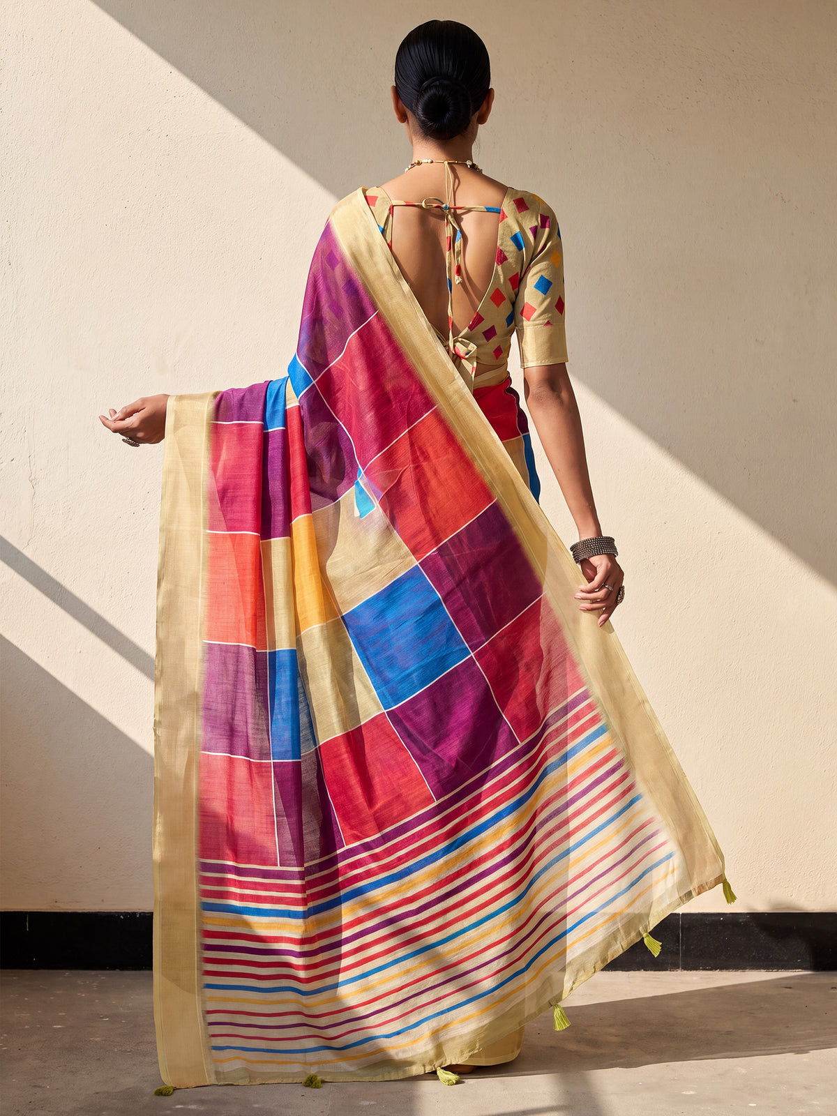 Multicolored Linen saree – detail view 1