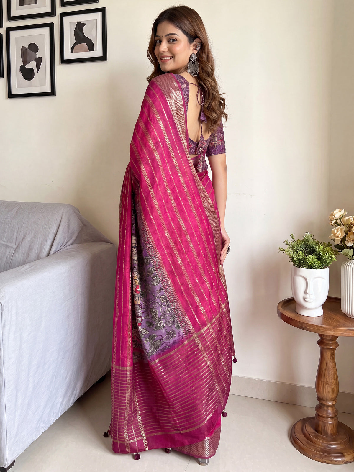 Pink Viscose Silk saree – detail view 1