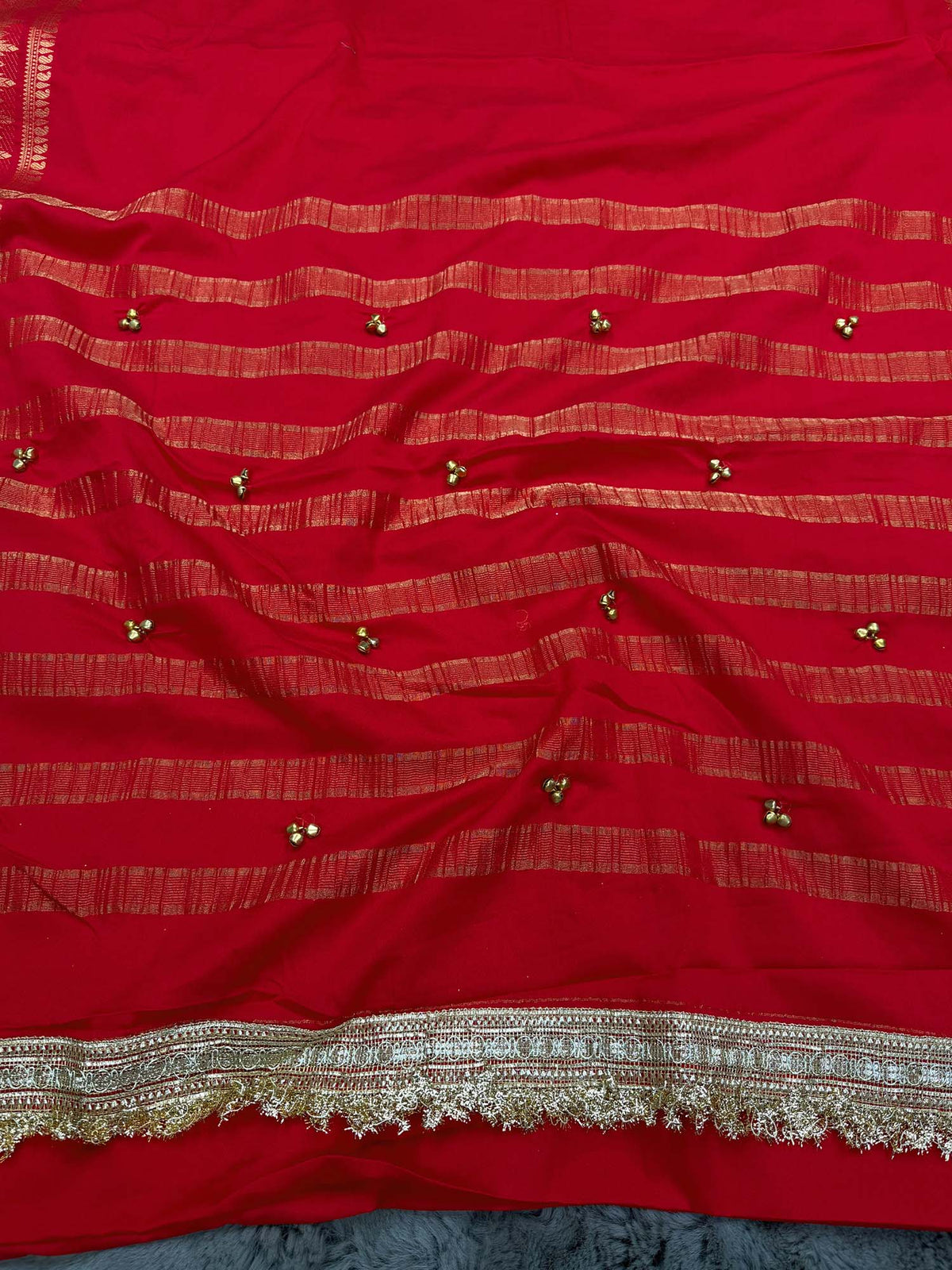 Red soft silk saree view 5