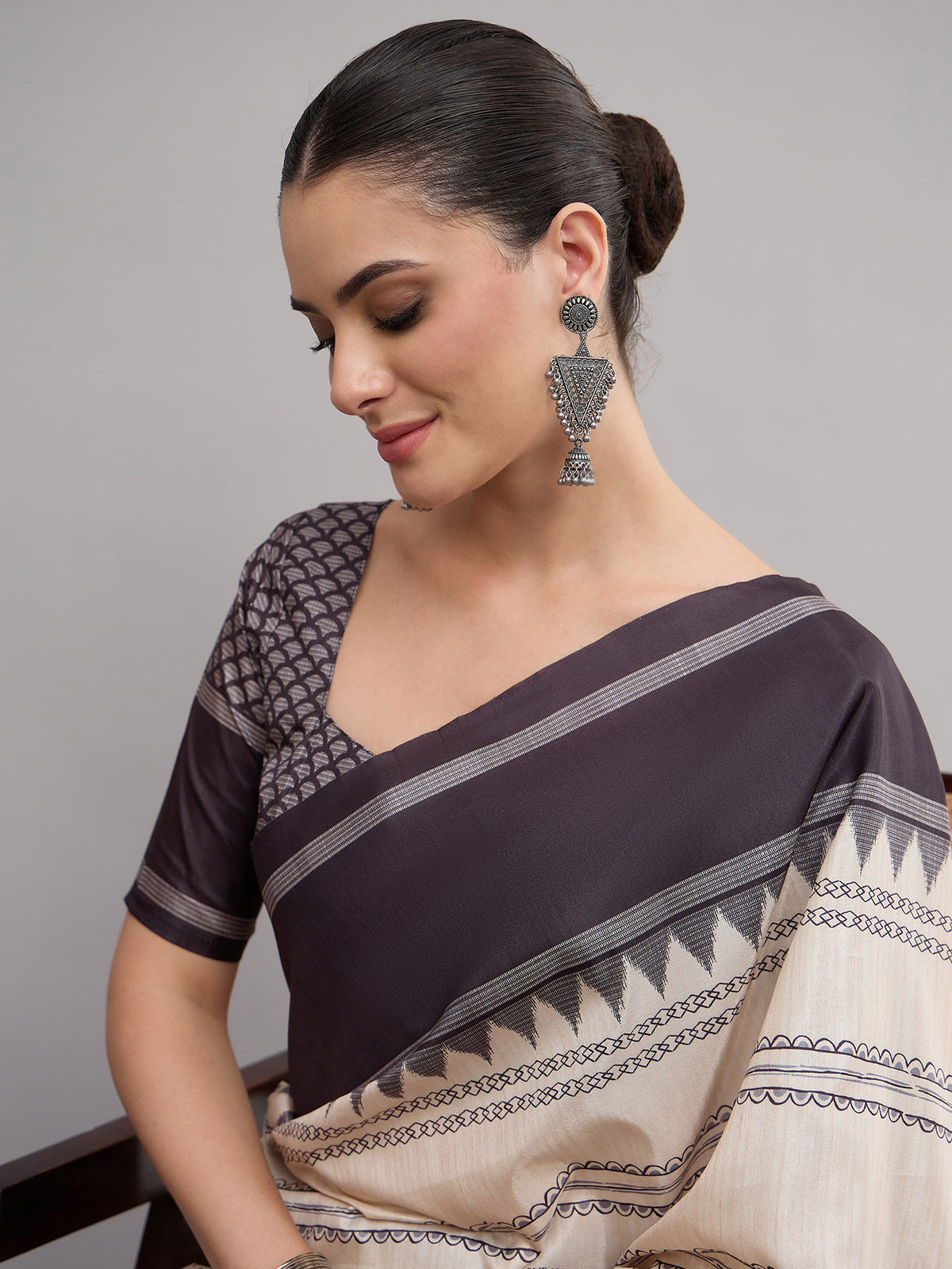Off White soft silk saree view 6