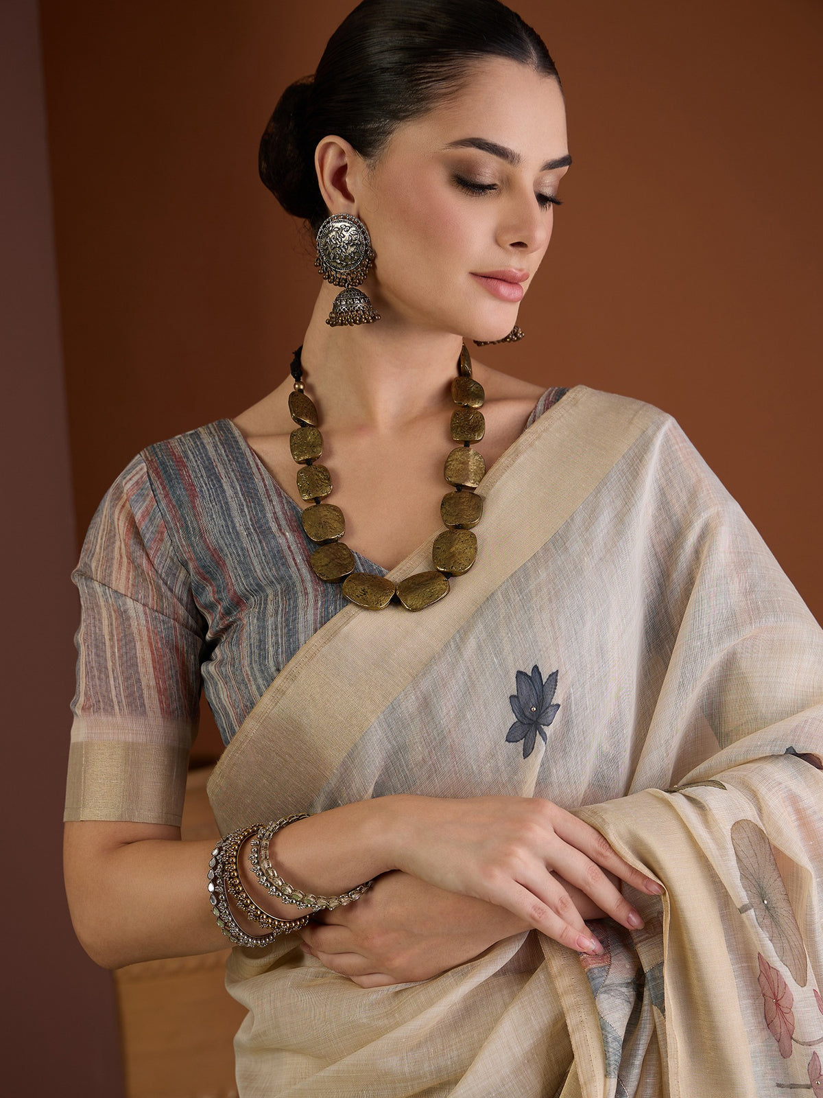 Beige linen blend saree view 6
