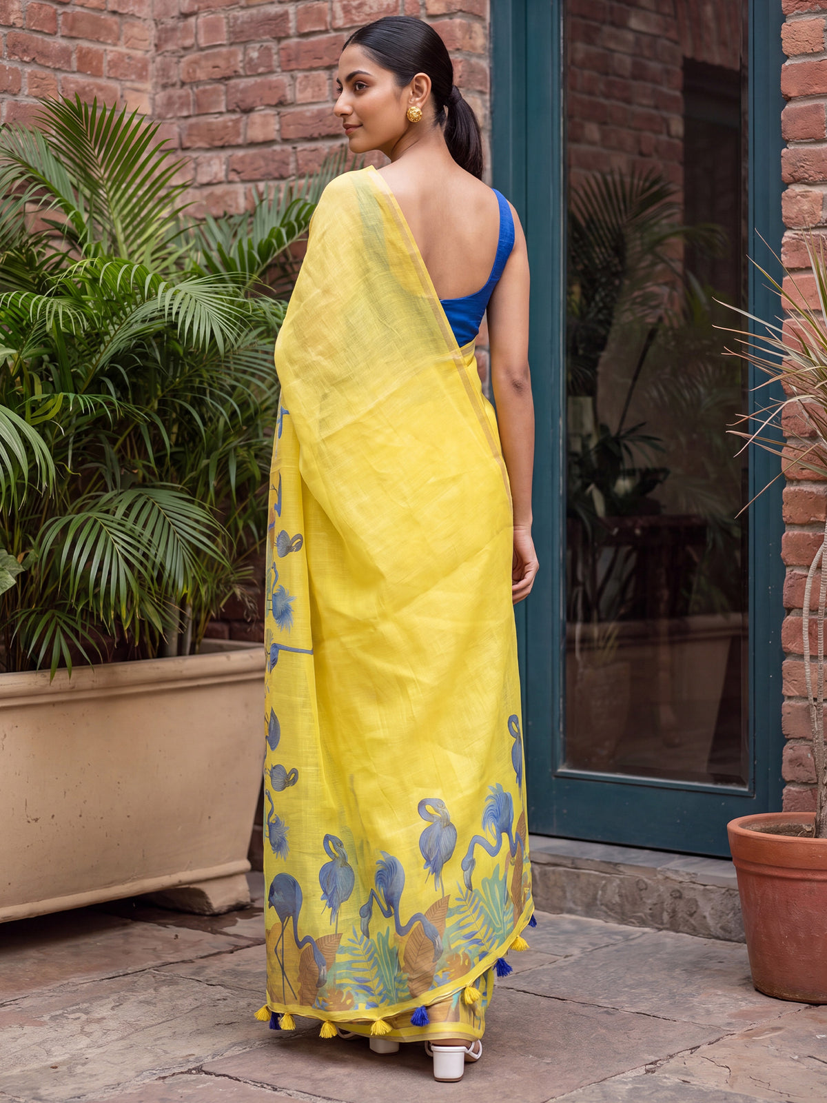 Yellow Cotton Linen saree – detail view 1