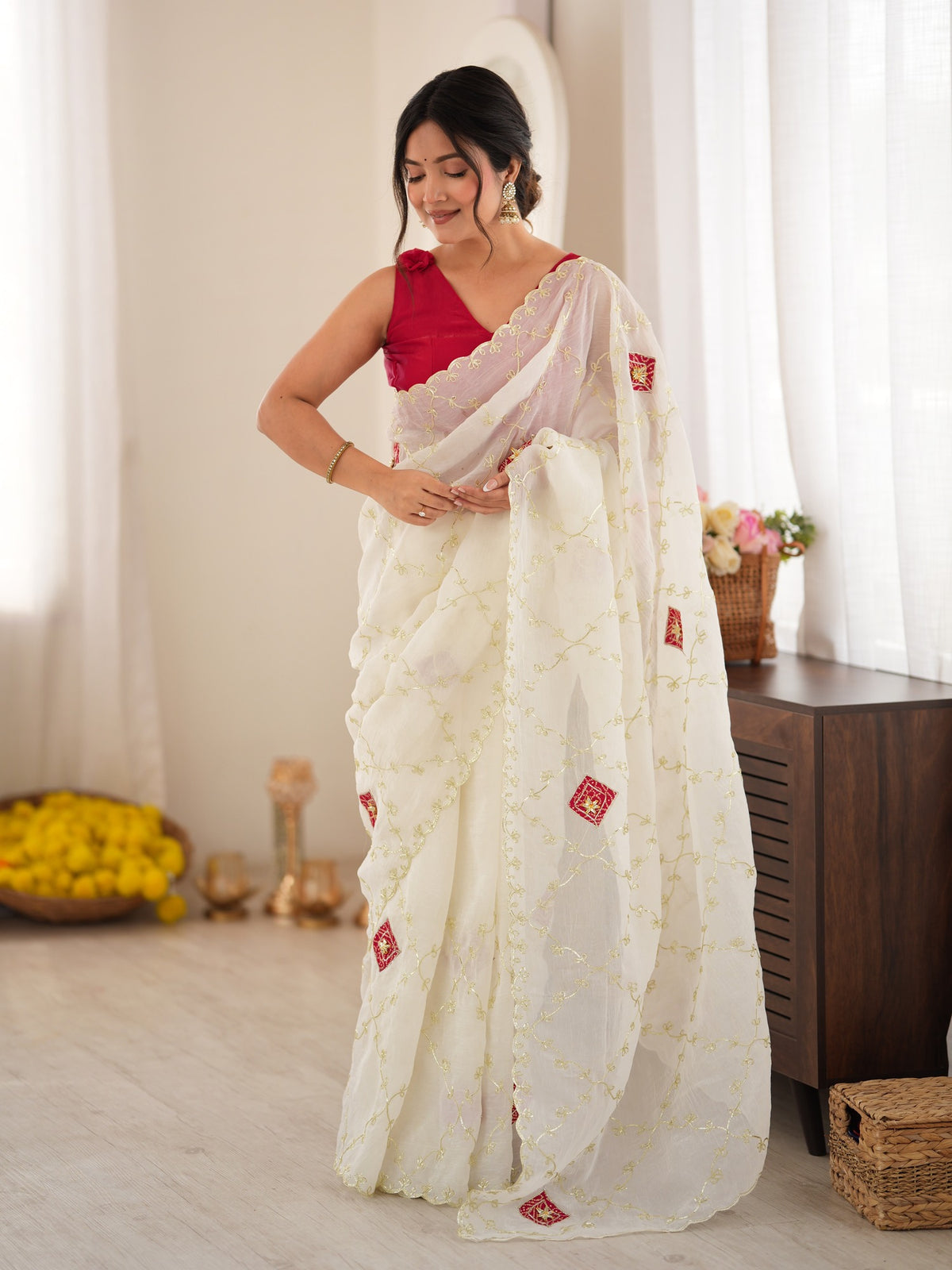 Off White Paper Silk saree – detail view 3