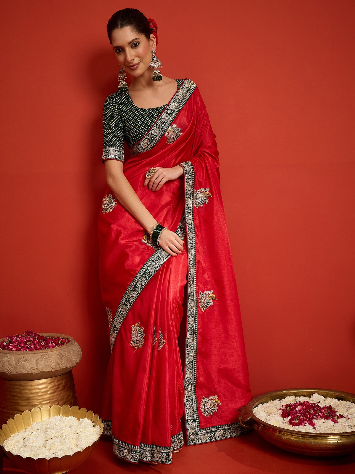 Red dola silk saree view 2