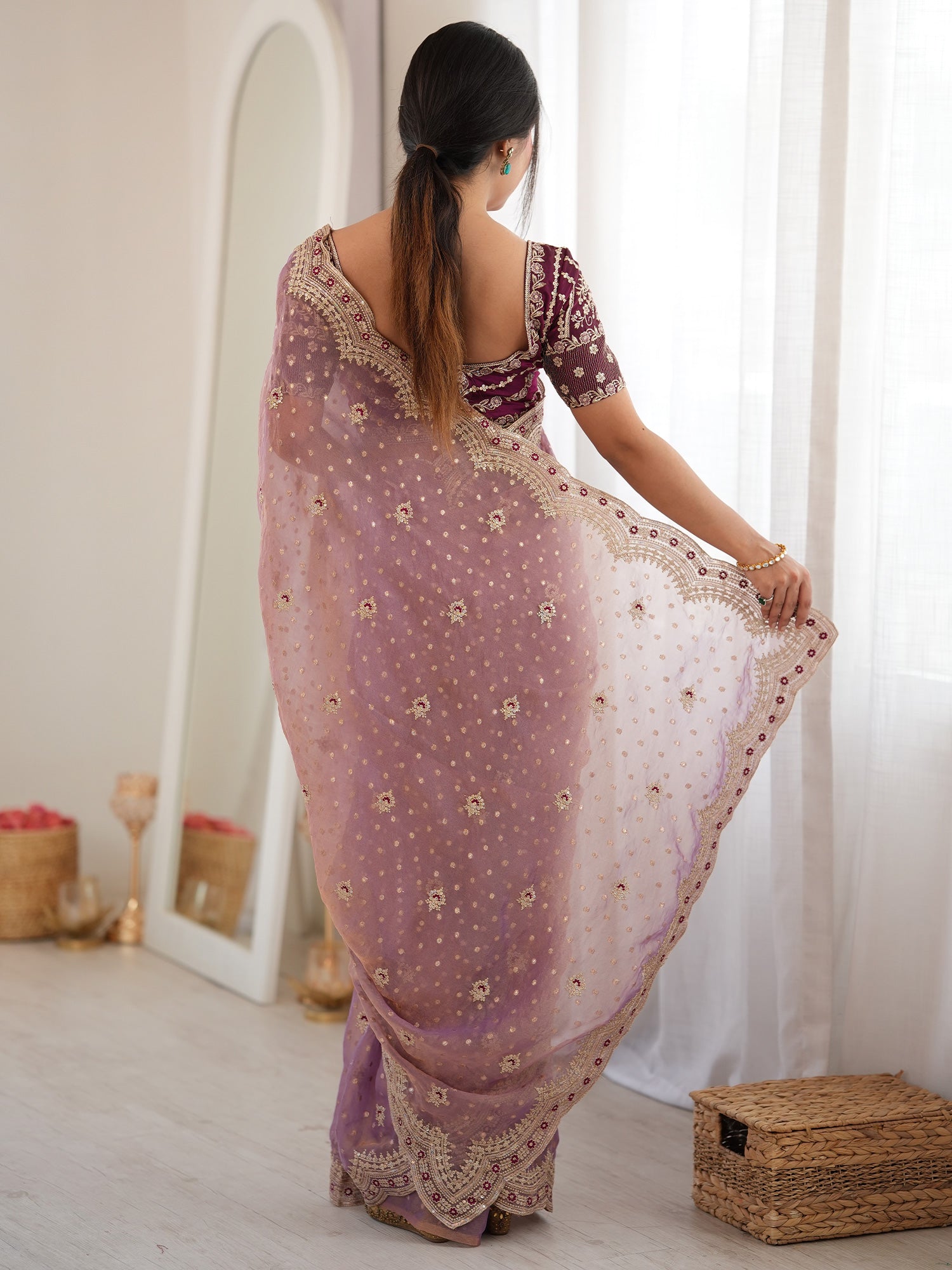 Mauve Silk Blend saree – detail view 1