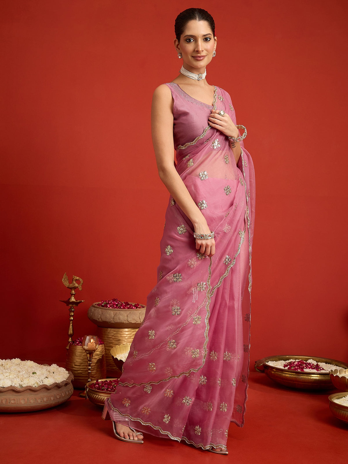 Pink Chiffon saree – detail view 2