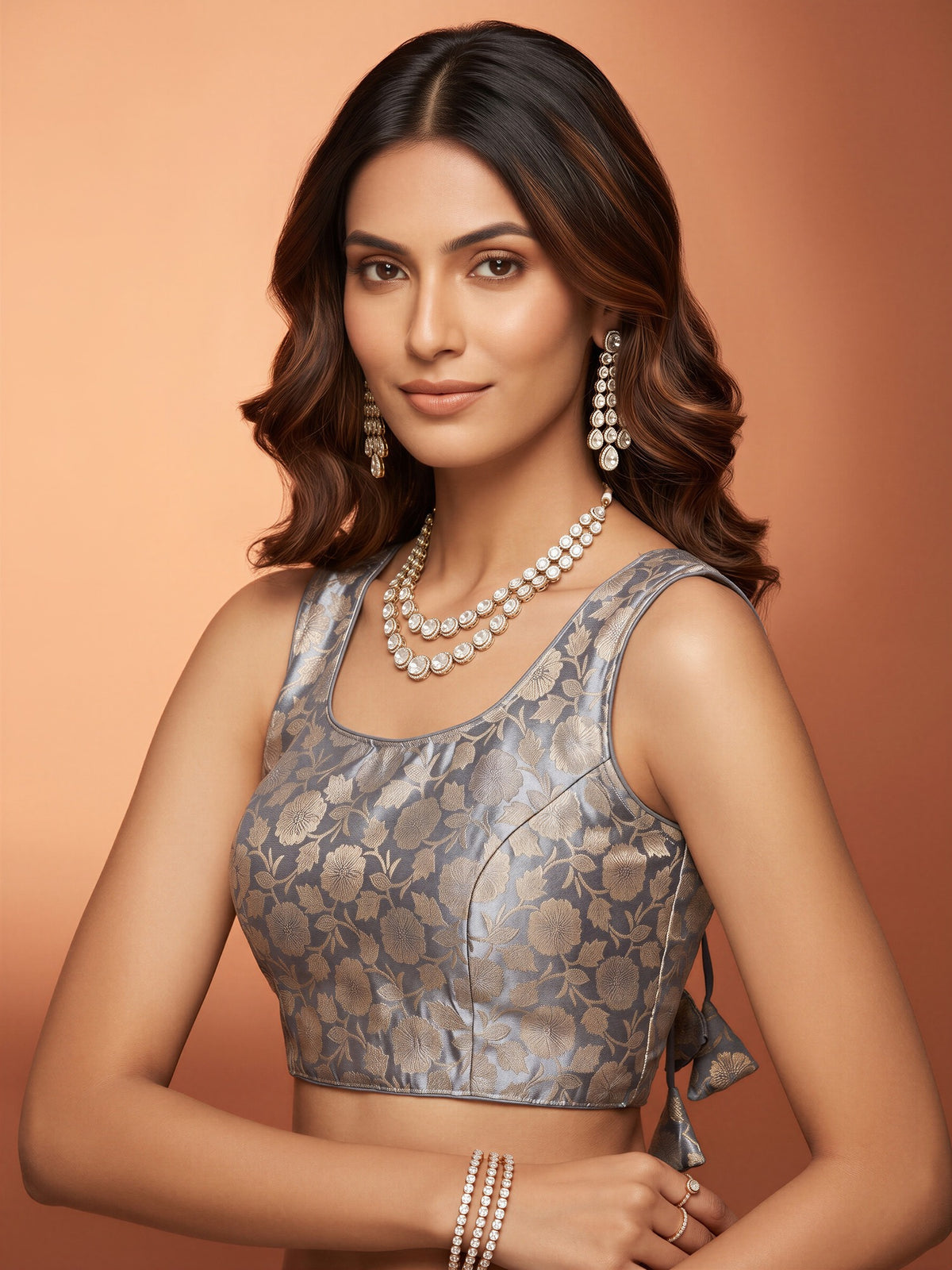 Silver woven brocade silk blend sleeveless readymade saree blouse with round neck view 3