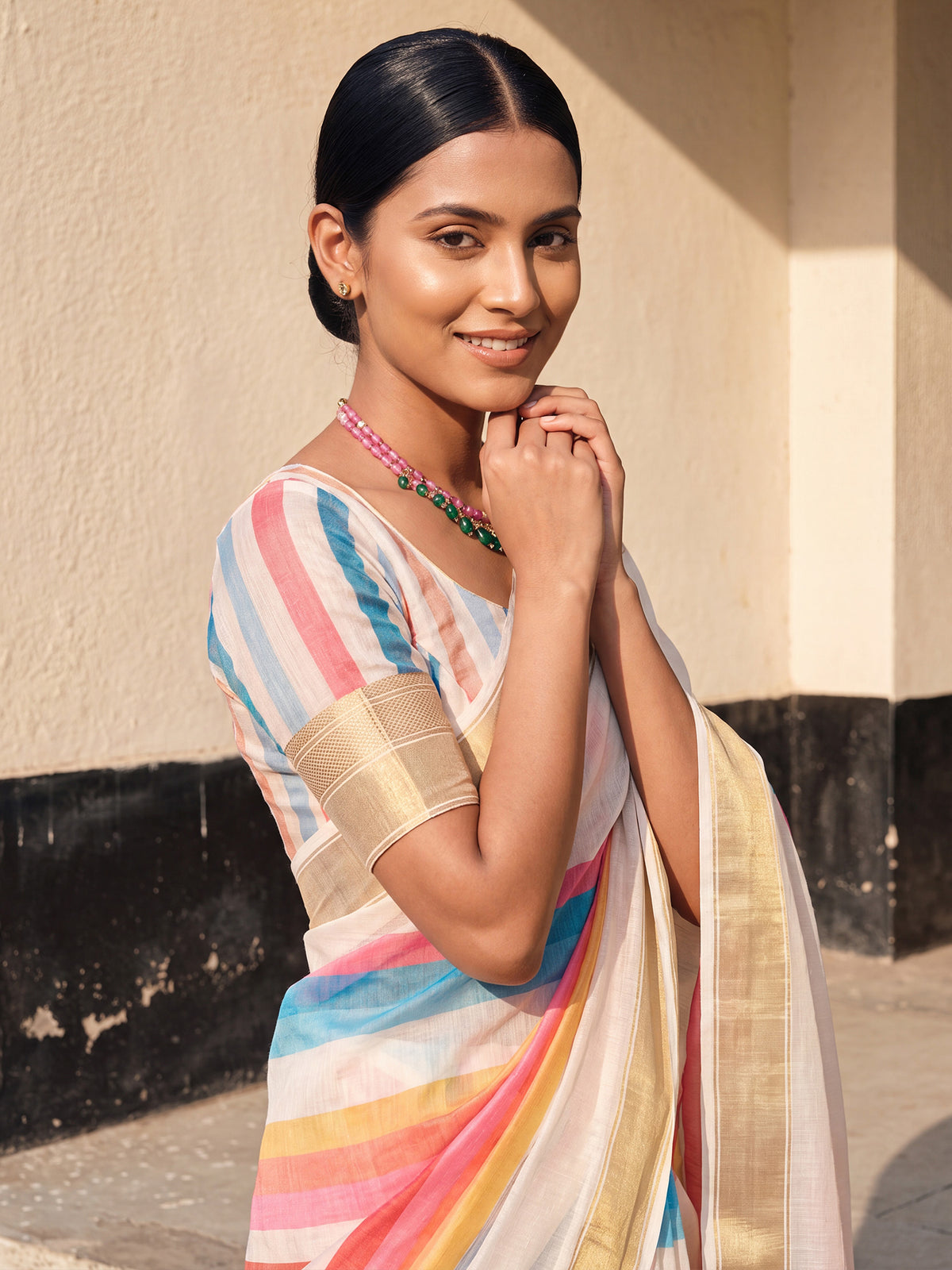 Off White Linen saree – detail view 4