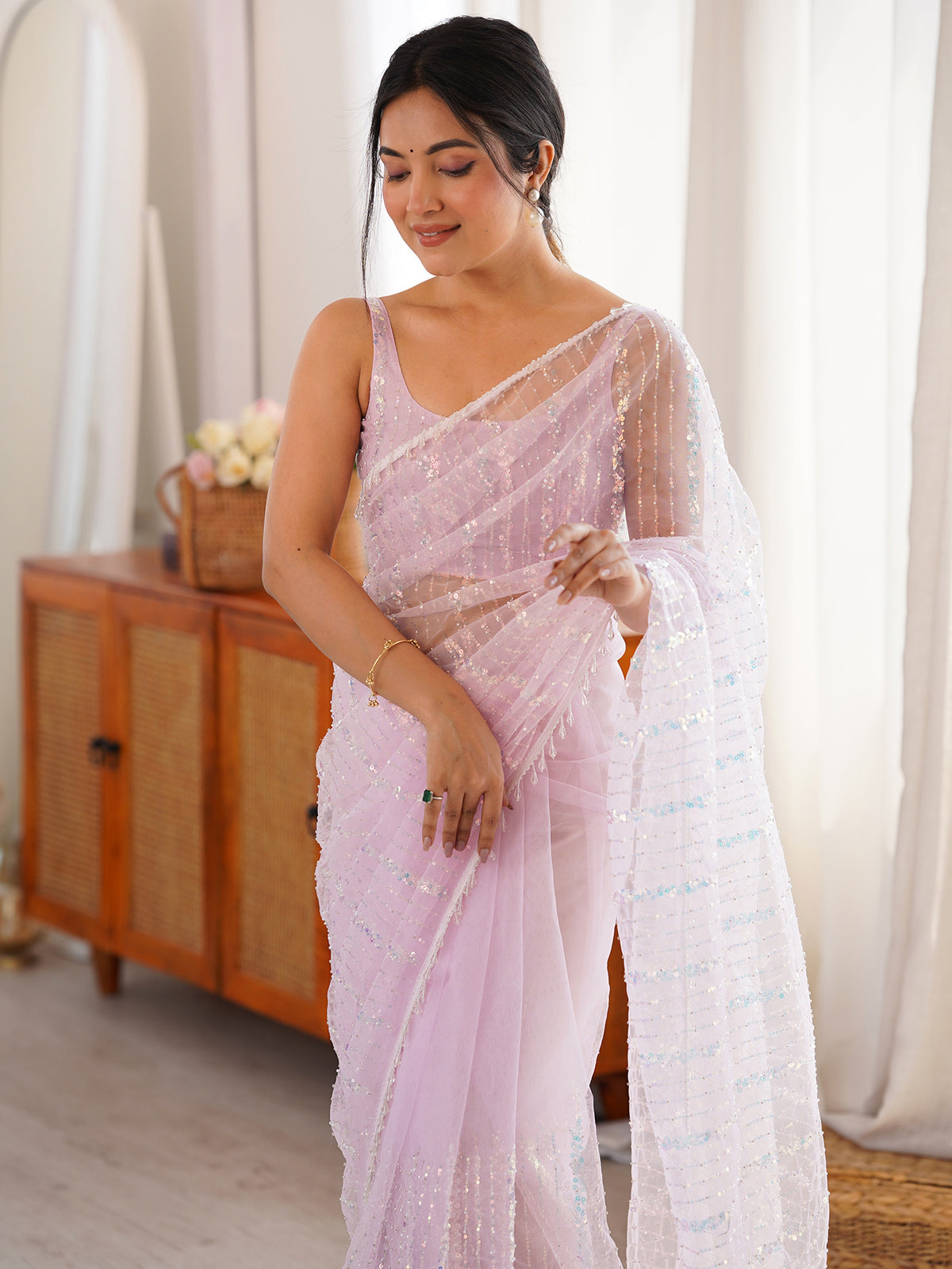 Pink Net saree – detail view 4