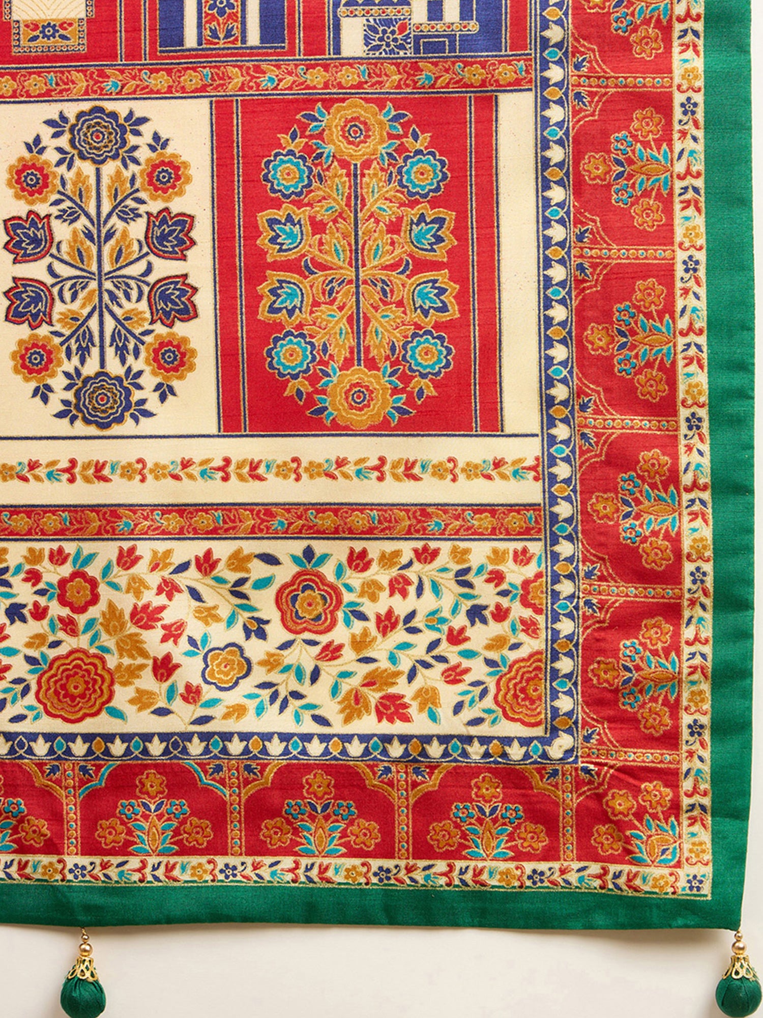 Cream Silk Blend saree – detail view 5