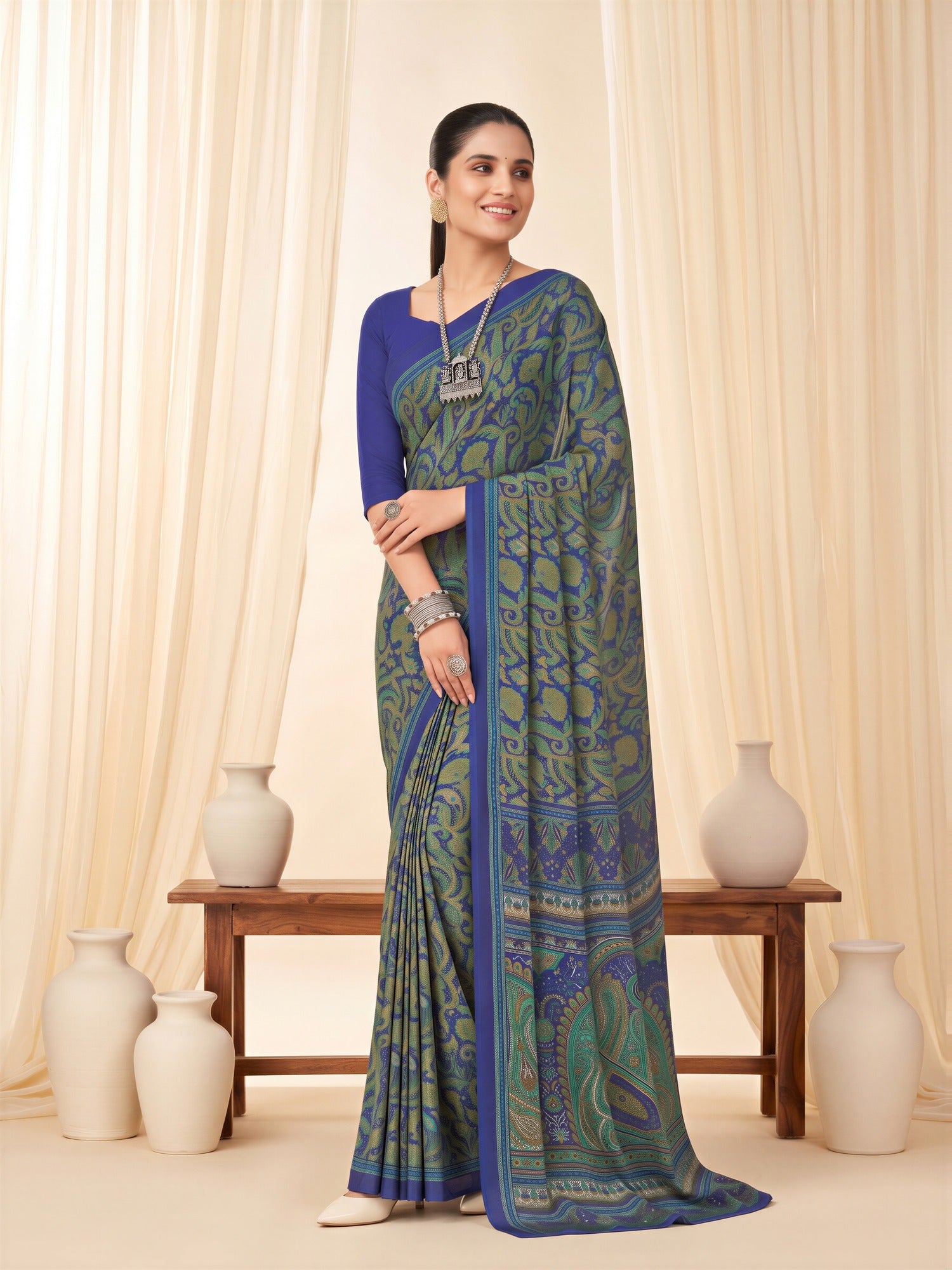 Navy Blue Crepe saree – detail view 3