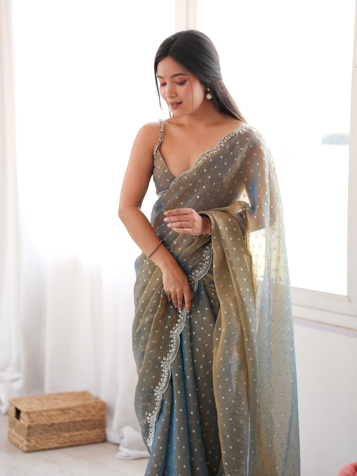 Metallic Silk Blend saree – detail view 2