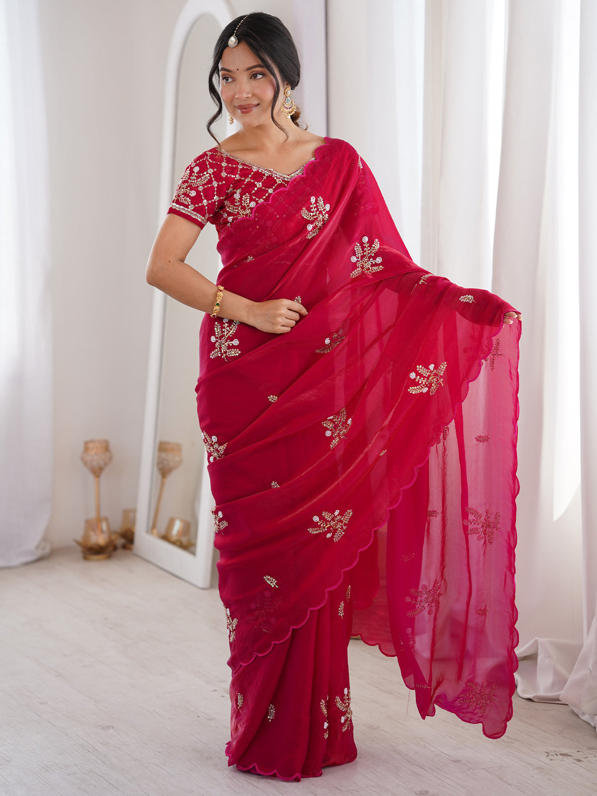 Pink Satin saree – detail view 1
