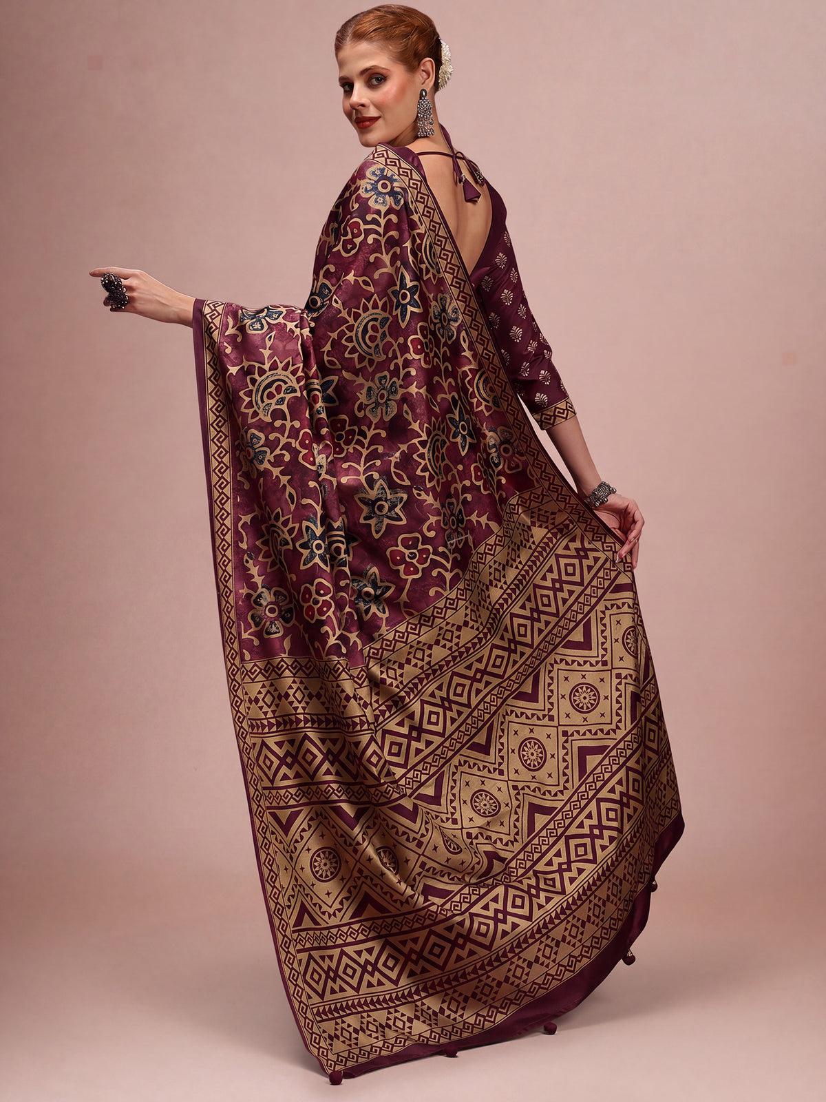 Wine Silk Blend saree – detail view 1
