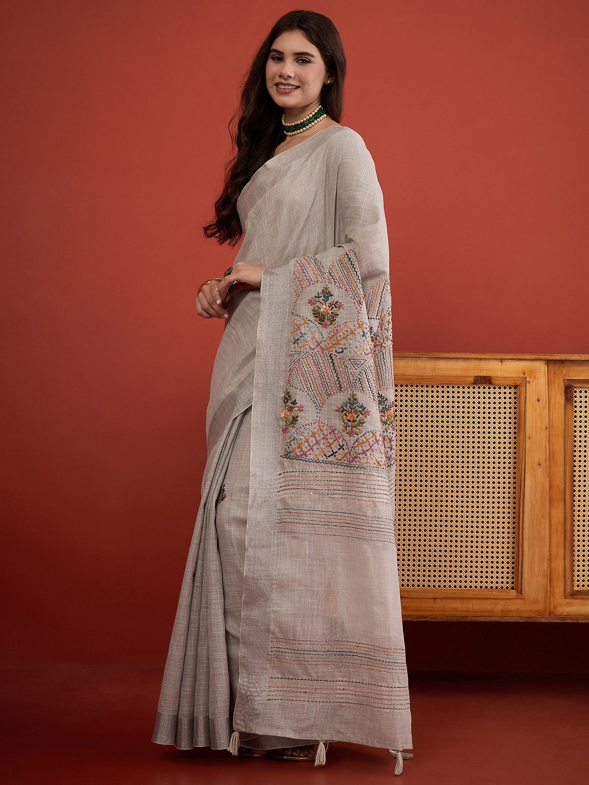 Grey Melange linen blend saree view 3