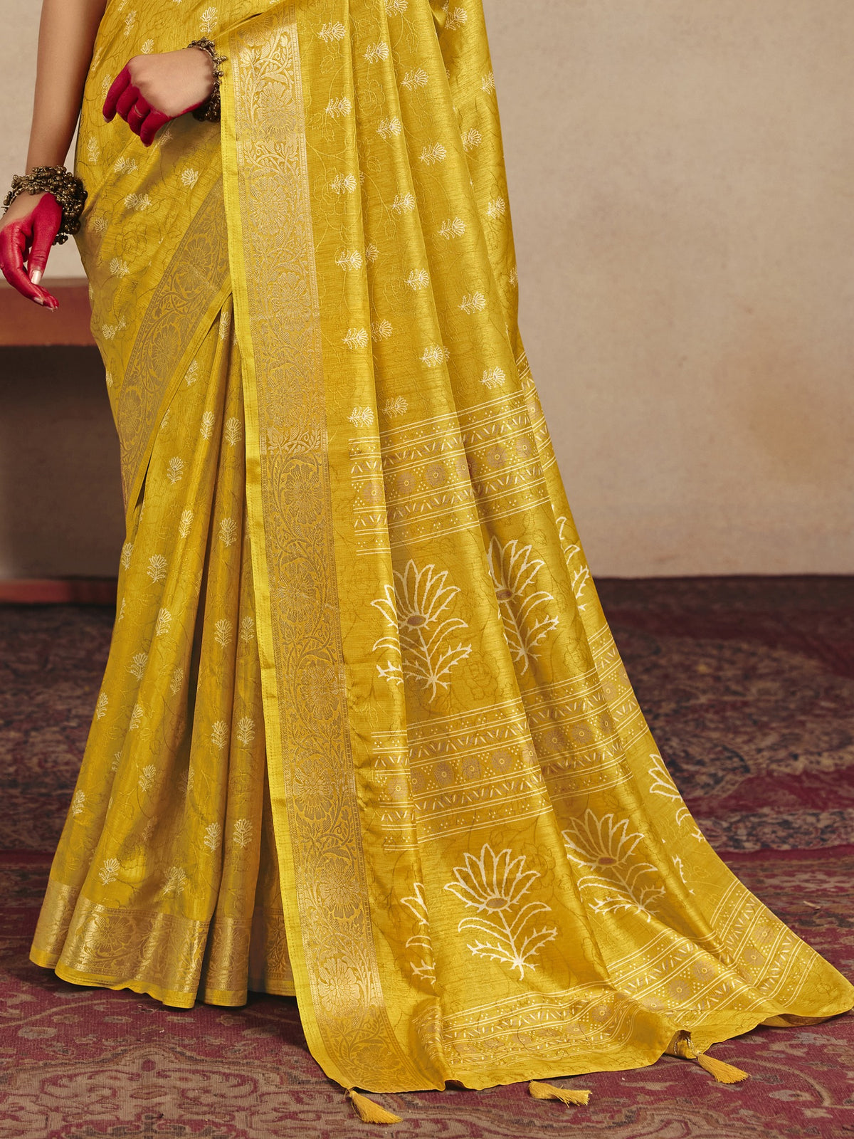 Yellow Tussar Silk saree – detail view 1