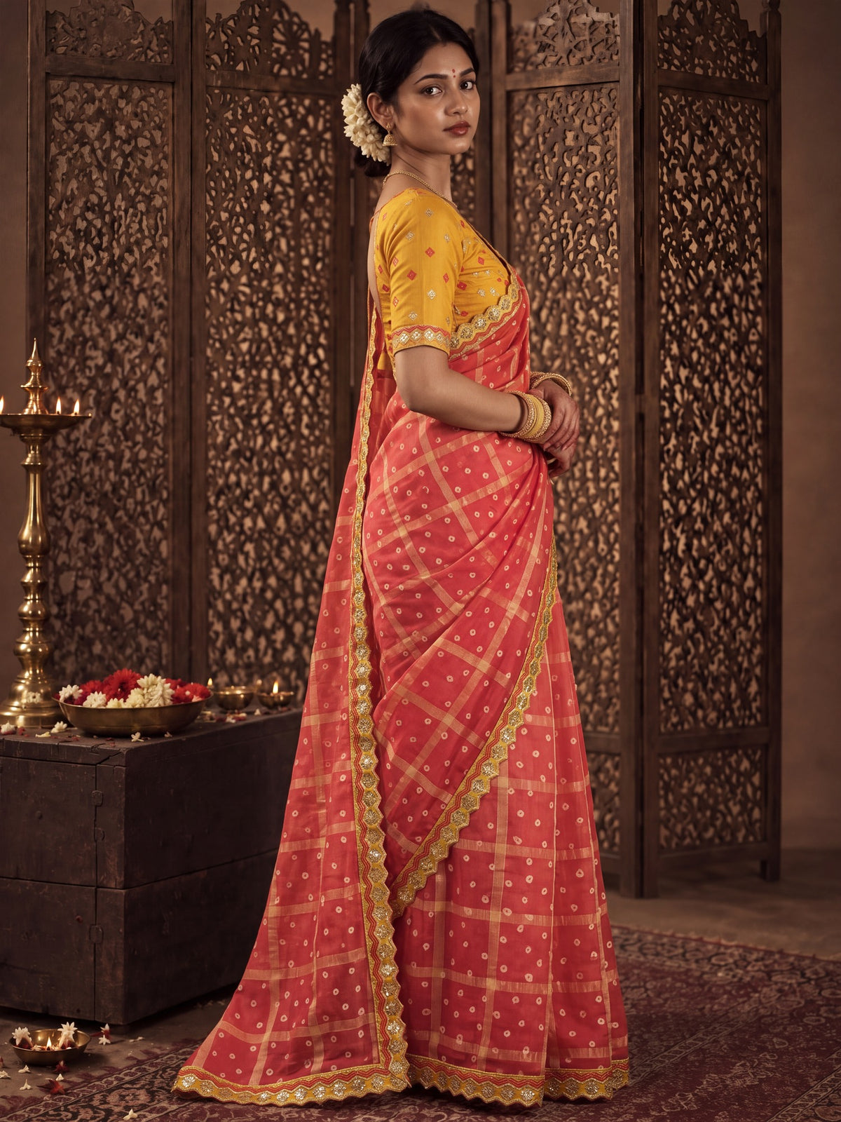 Red Viscose saree – detail view 3